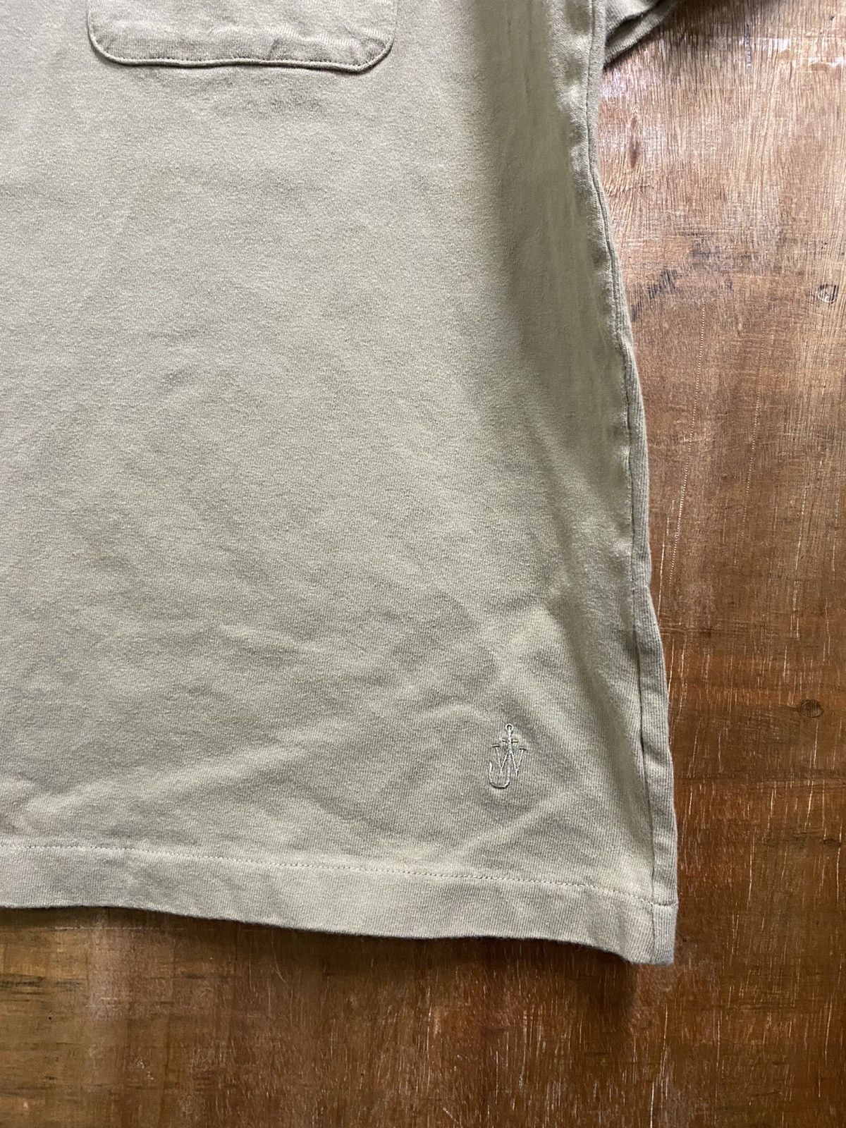JW Anderson × Uniqlo 🔥Uniqlo x J.W.Anderson Pocket T Size US XL / EU 56 / 4 - 3 Thumbnail