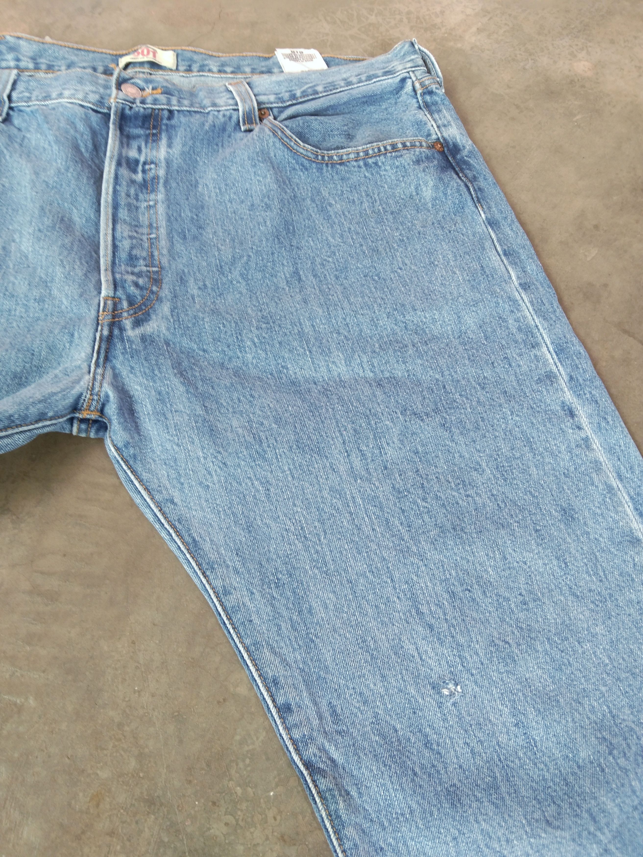 Levi's Vintage Levi's 501 Straight Leg Jeans 40x32 Size US 40 / EU 56 - 3 Thumbnail