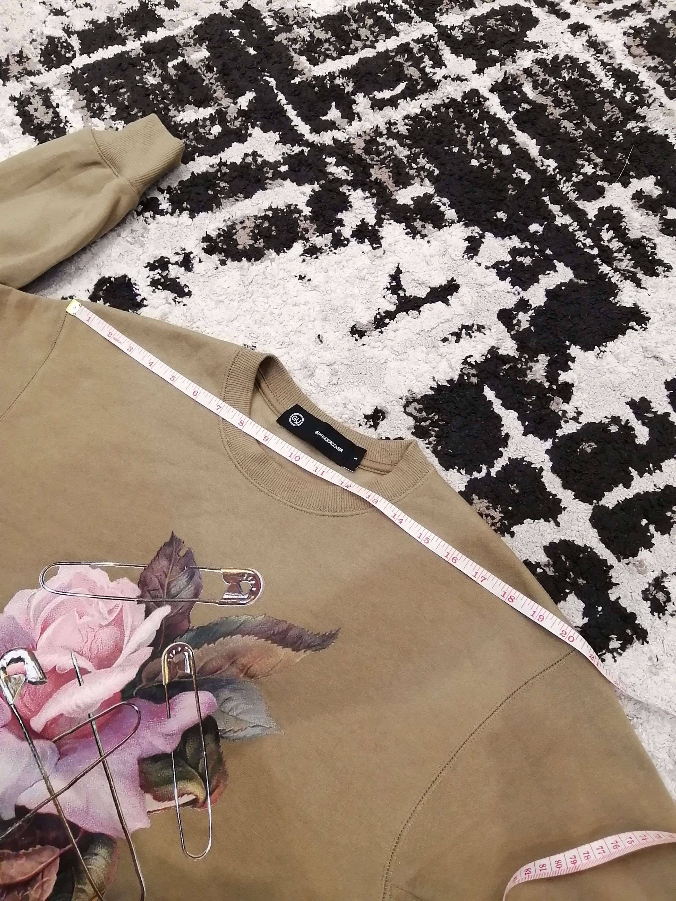 GU × Undercover Undercover x Gu Flower Sweatshirt Size US L / EU 52-54 / 3 - 17 Thumbnail