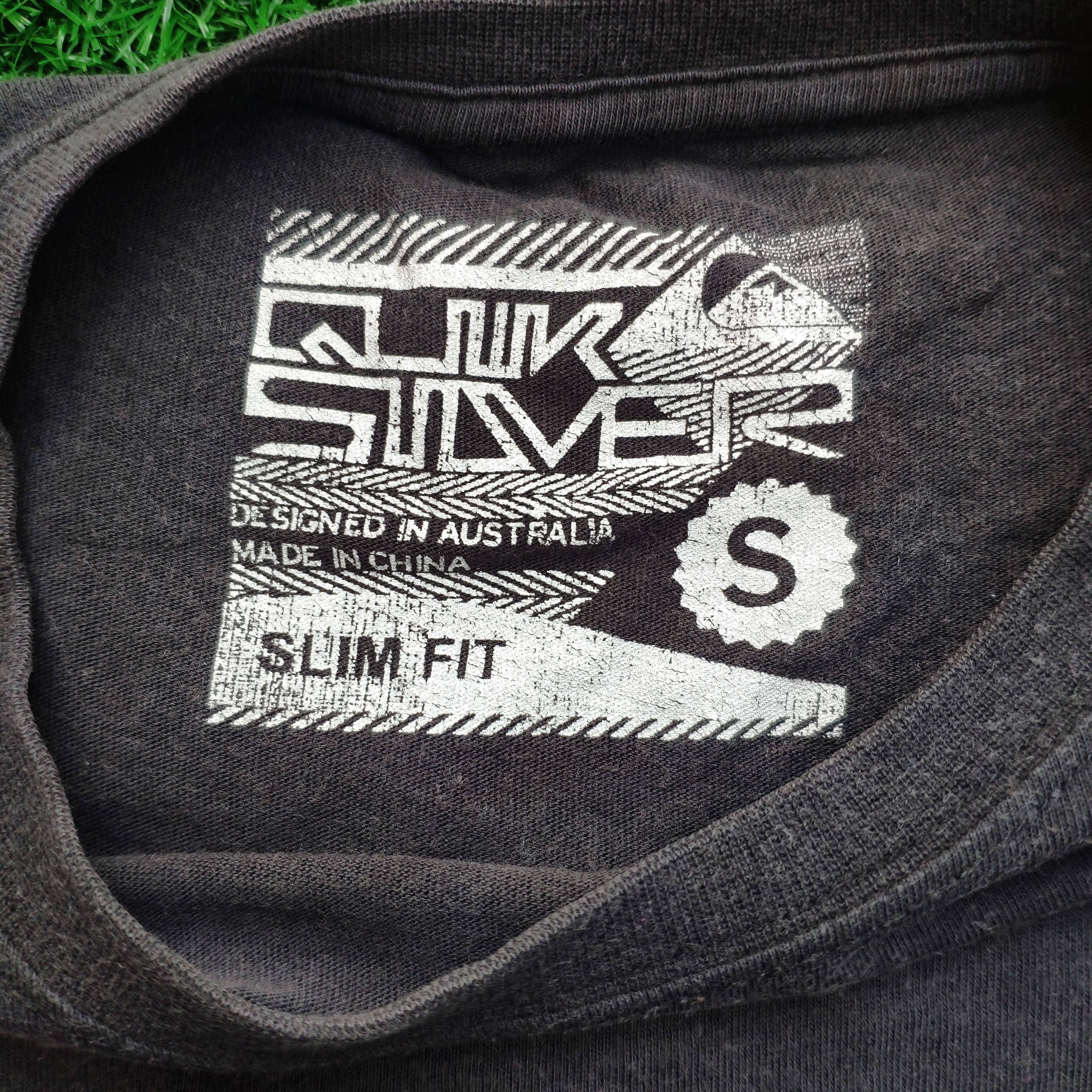Quicksilver × Vintage Steal 💥 Vintage Quicksilver T Shirt Black Size US S / EU 44-46 / 1 - 3 Thumbnail
