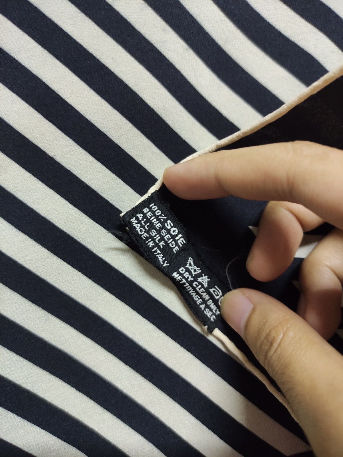 Chanel Chanel Monochrome Black & White Size ONE SIZE - 6 Thumbnail