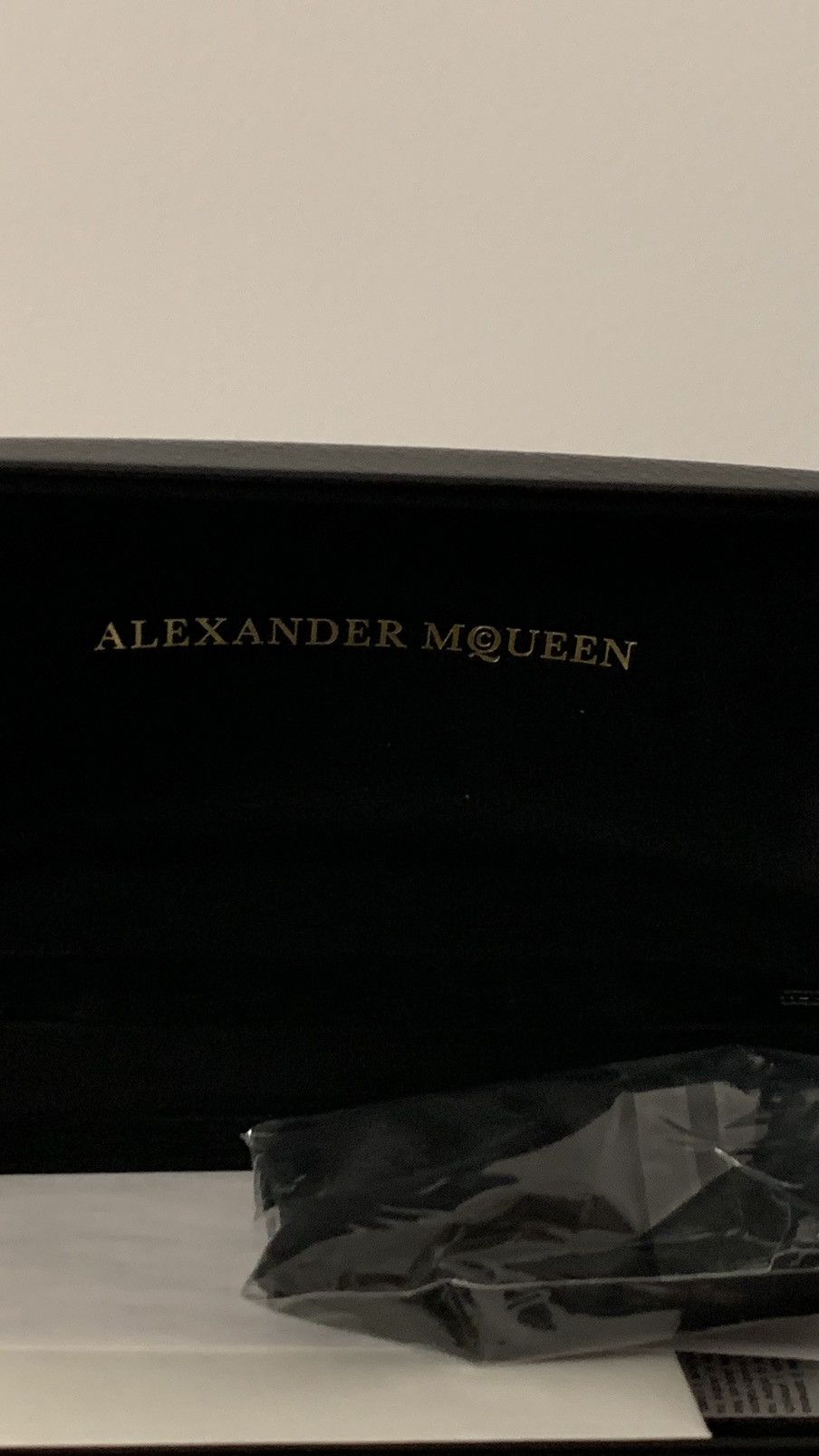 Alexander McQueen New Alexander McQueen AM0348S Sunglasses White Blue Lenses Size ONE SIZE - 6 Thumbnail
