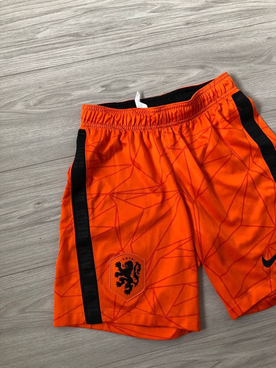 Nike × Vintage Vintage Nike KNVB Nederland national teams shorts Size US 32 / EU 48 - 2 Thumbnail