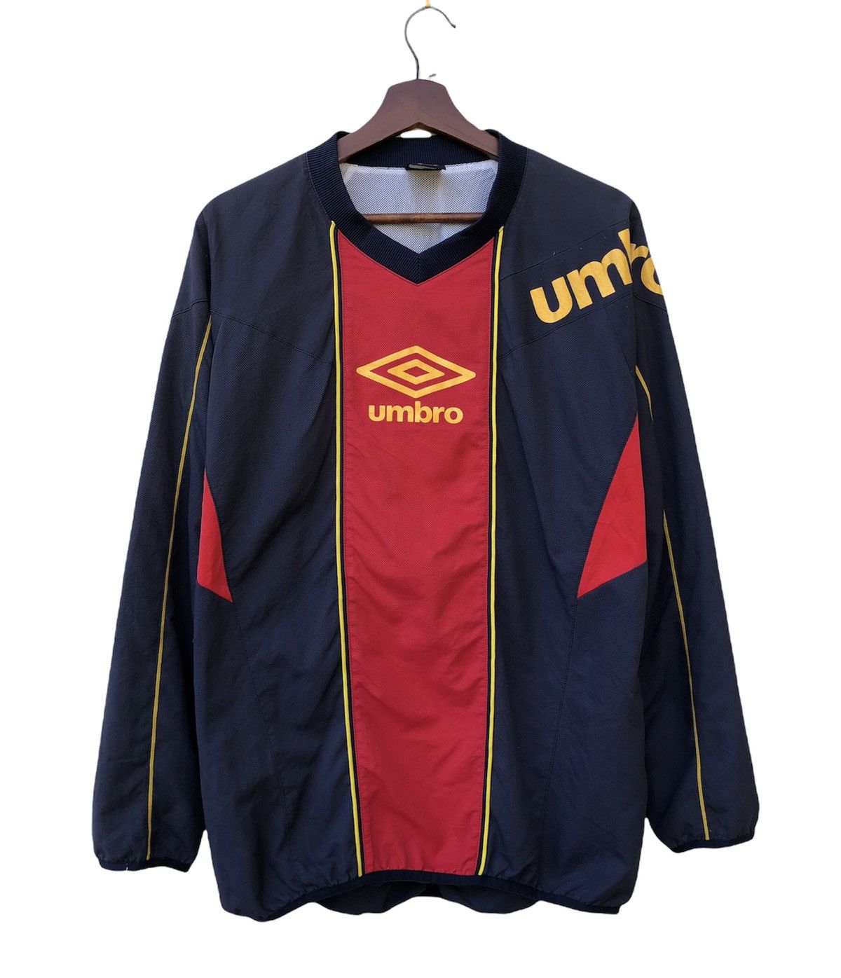 Descente Vintage Umbro Big Logo PullOver Size US L / EU 52-54 / 3 - 1 Thumbnail