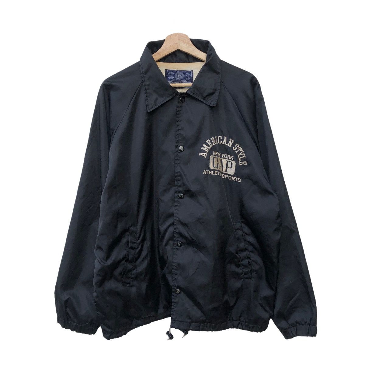 GAP SPELLOUT EMBROIDERED LOGO LIGHT JACKET