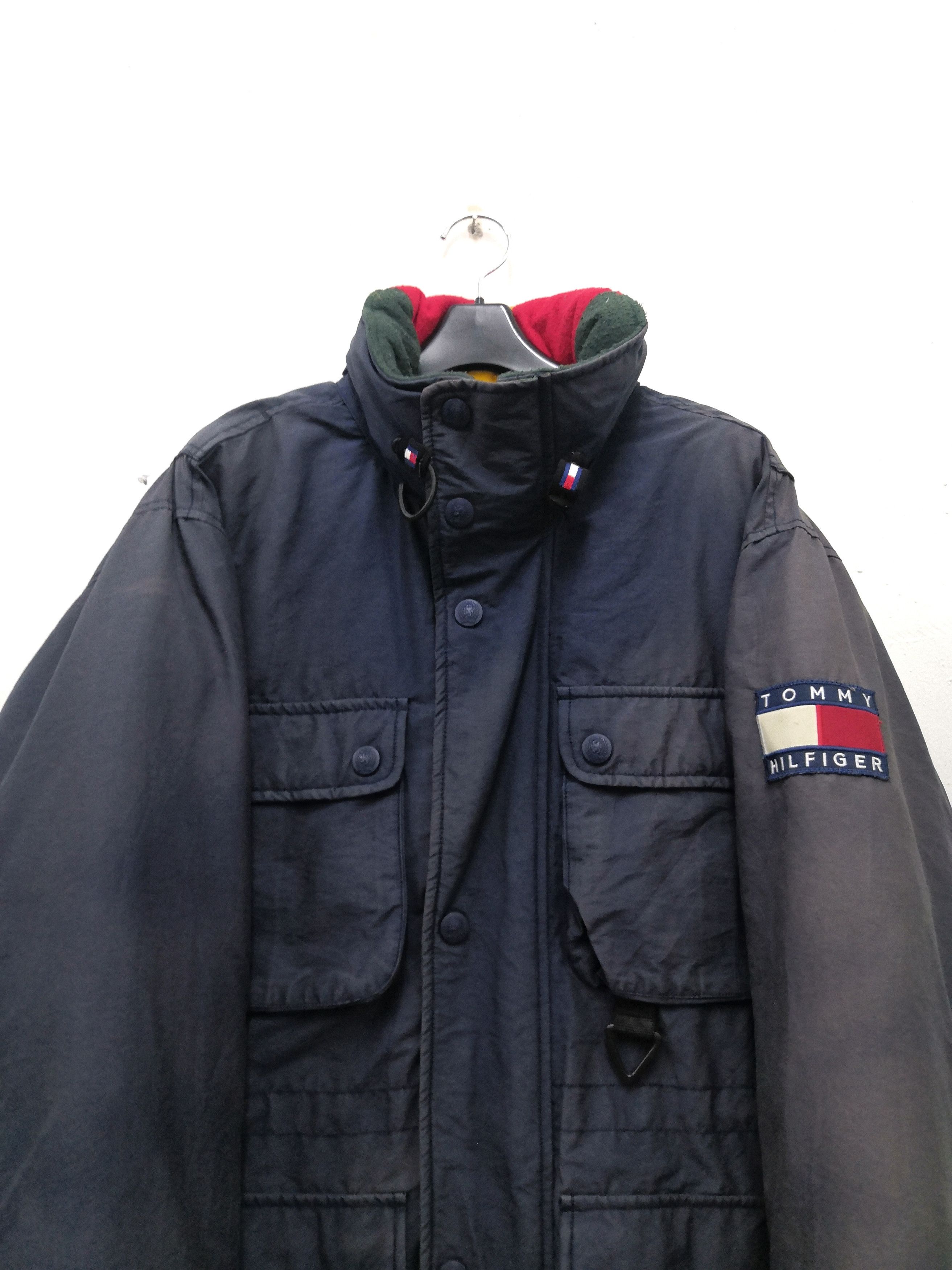 Tommy Hilfiger Vtg Tommy Hilfiger Soft Puffer Distressed Jacket Size US M / EU 48-50 / 2 - 2 Thumbnail