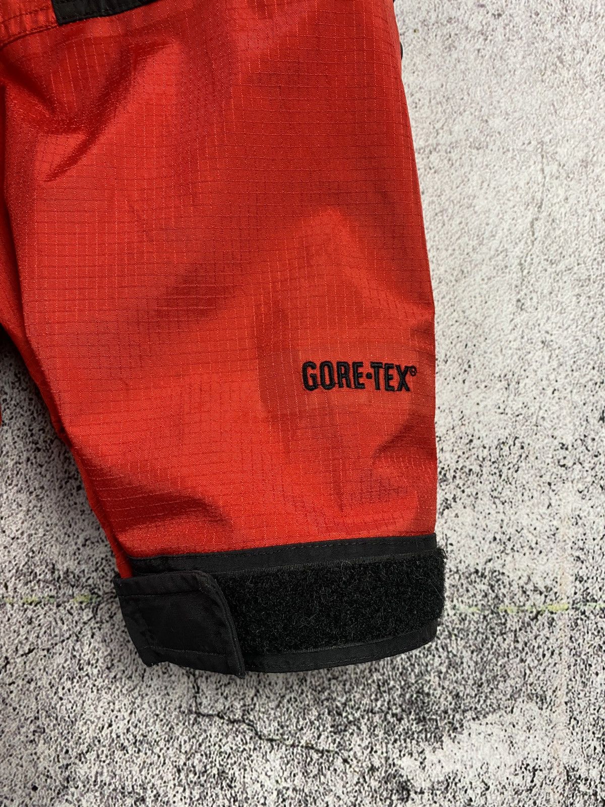 Goretex Vintage 90s The North Face Kichatna Goretex jacket Size US L / EU 52-54 / 3 - 8 Thumbnail