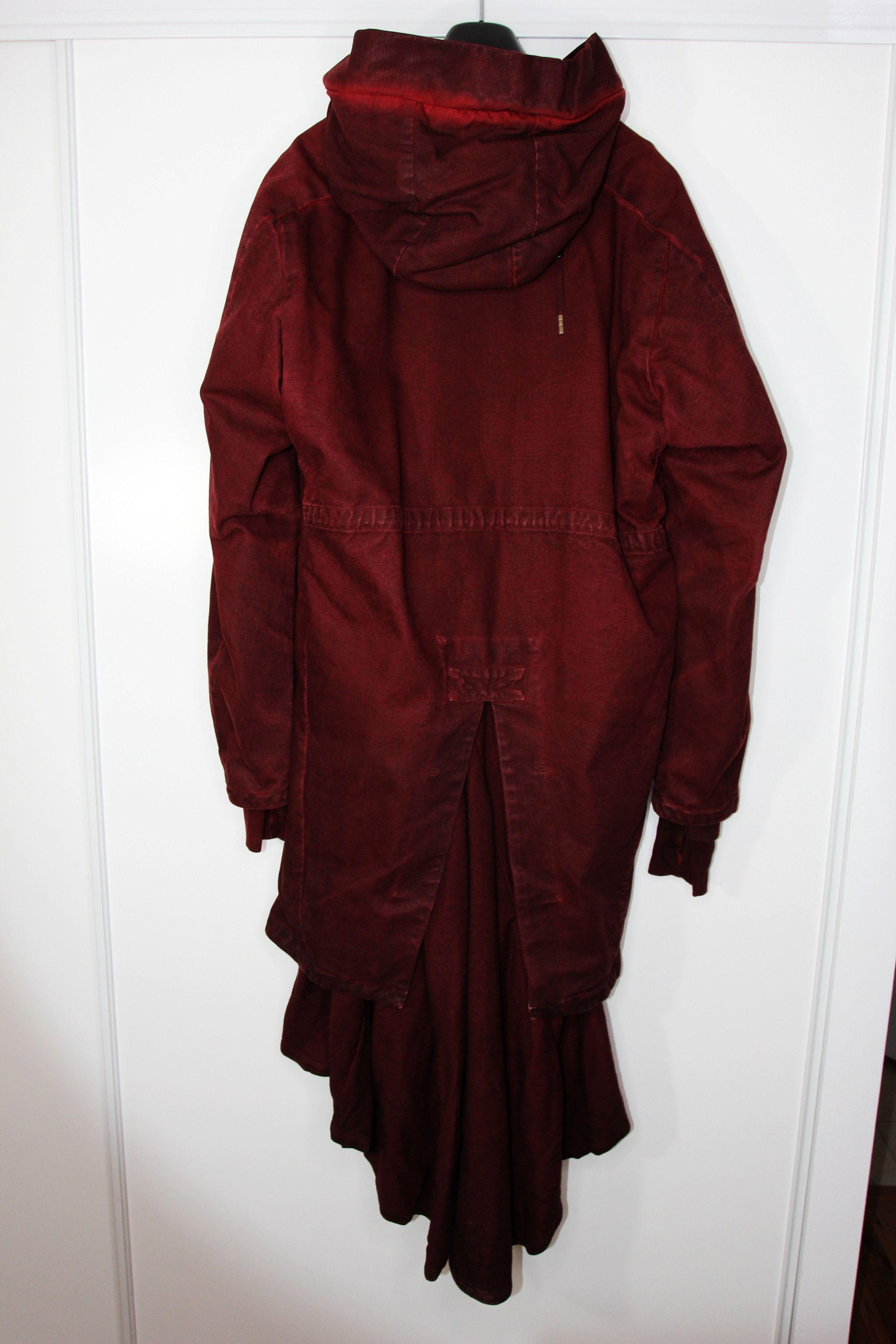 Boris Bidjan Saberi AW15 BORIS BIDJAN SABERI BLOOD RED 2 IN 1 COAT XL Size US XL / EU 56 / 4 - 3 Thumbnail