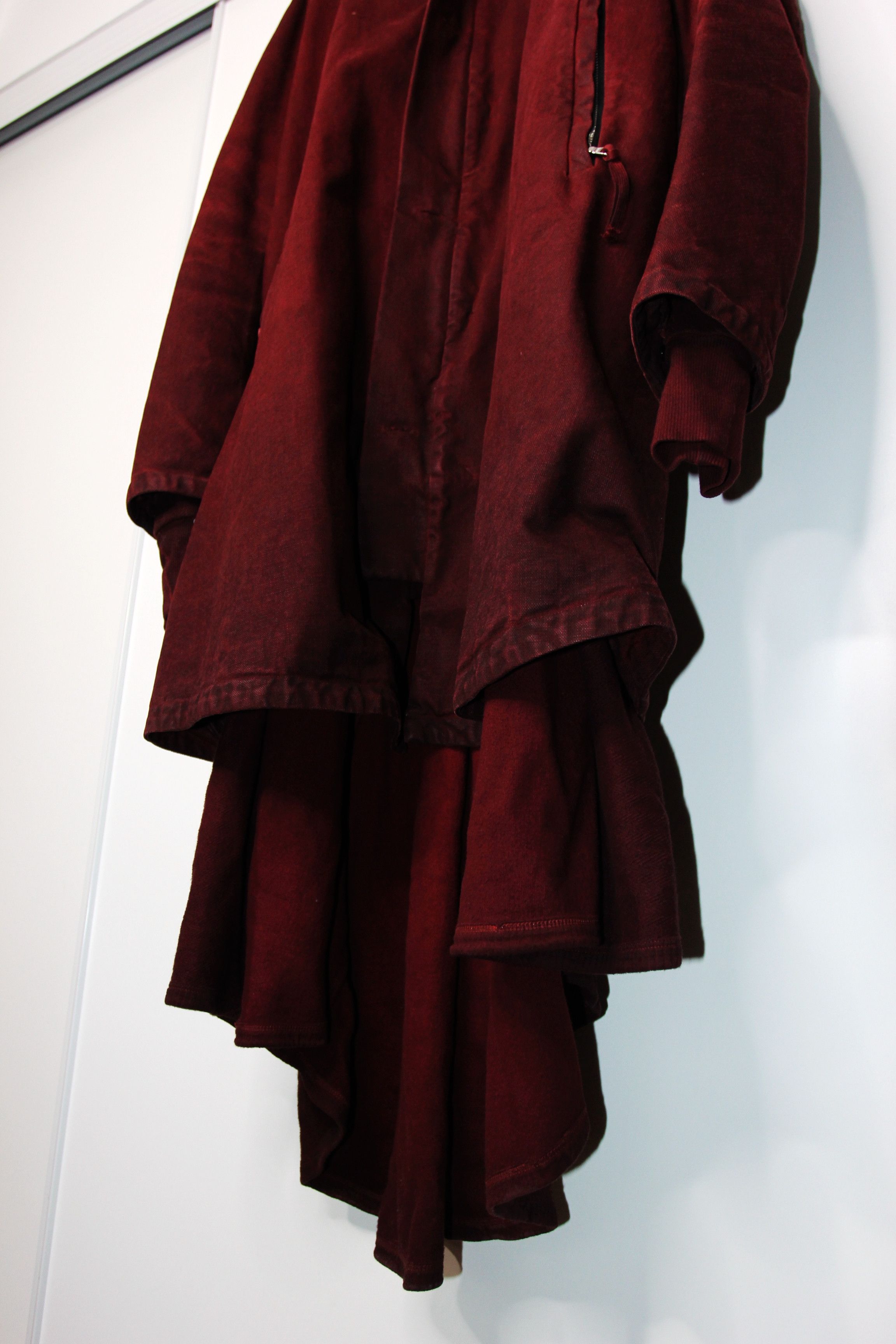 Boris Bidjan Saberi AW15 BORIS BIDJAN SABERI BLOOD RED 2 IN 1 COAT XL Size US XL / EU 56 / 4 - 5 Thumbnail