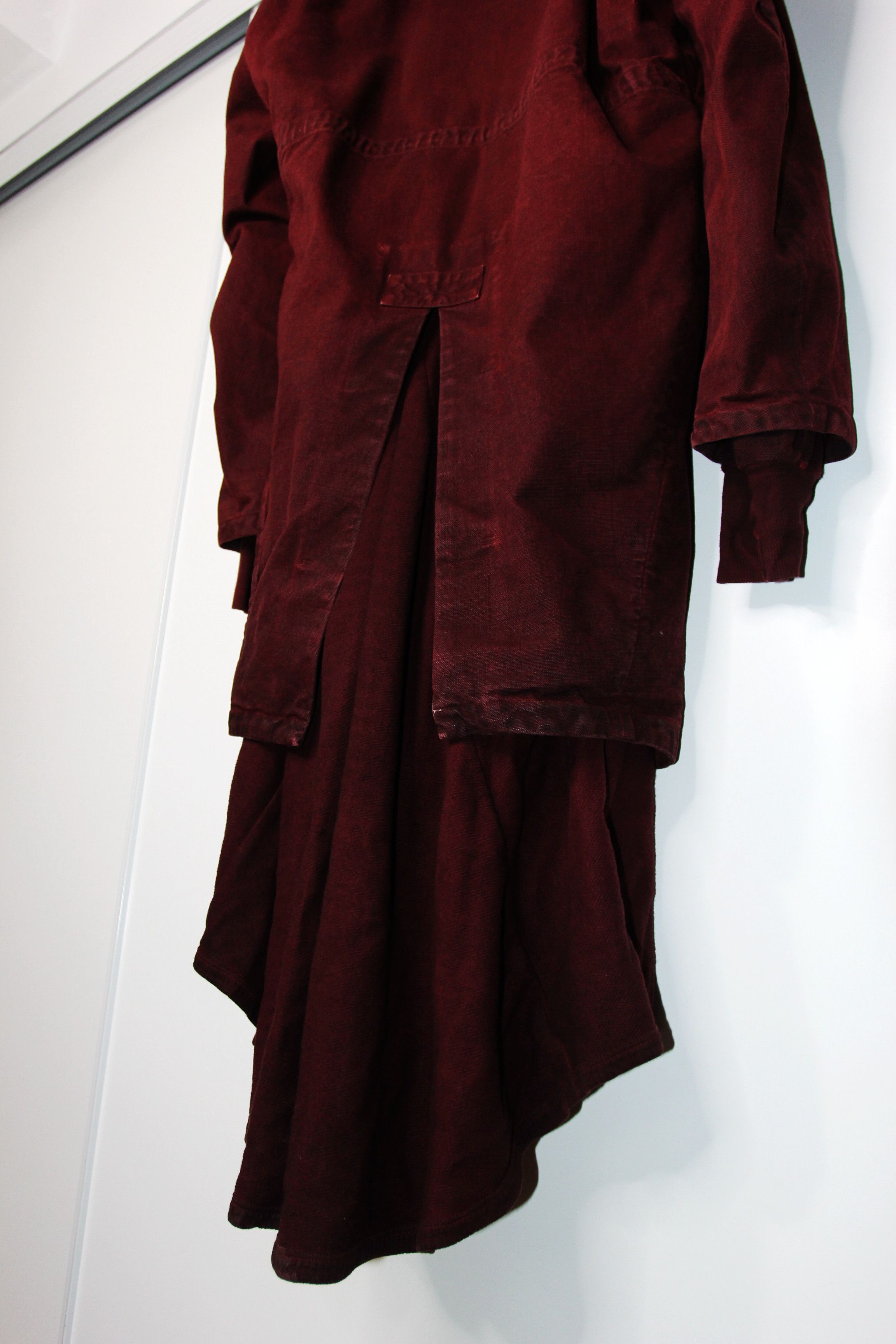 Boris Bidjan Saberi AW15 BORIS BIDJAN SABERI BLOOD RED 2 IN 1 COAT XL Size US XL / EU 56 / 4 - 7 Thumbnail