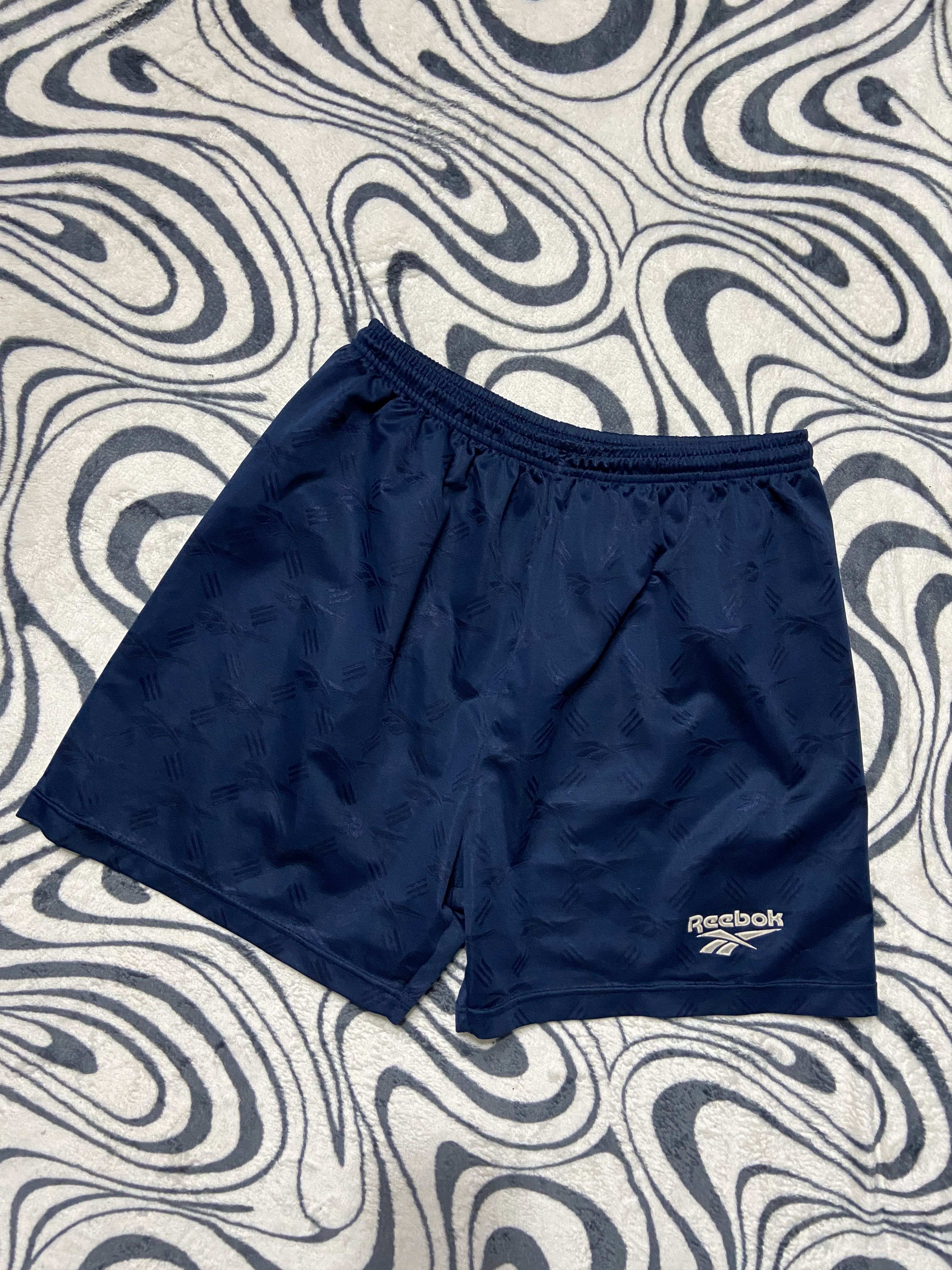 Reebok × Vintage Vintage Reebok Mens Shorts Y2K Size US 34 / EU 50 - 1 Thumbnail