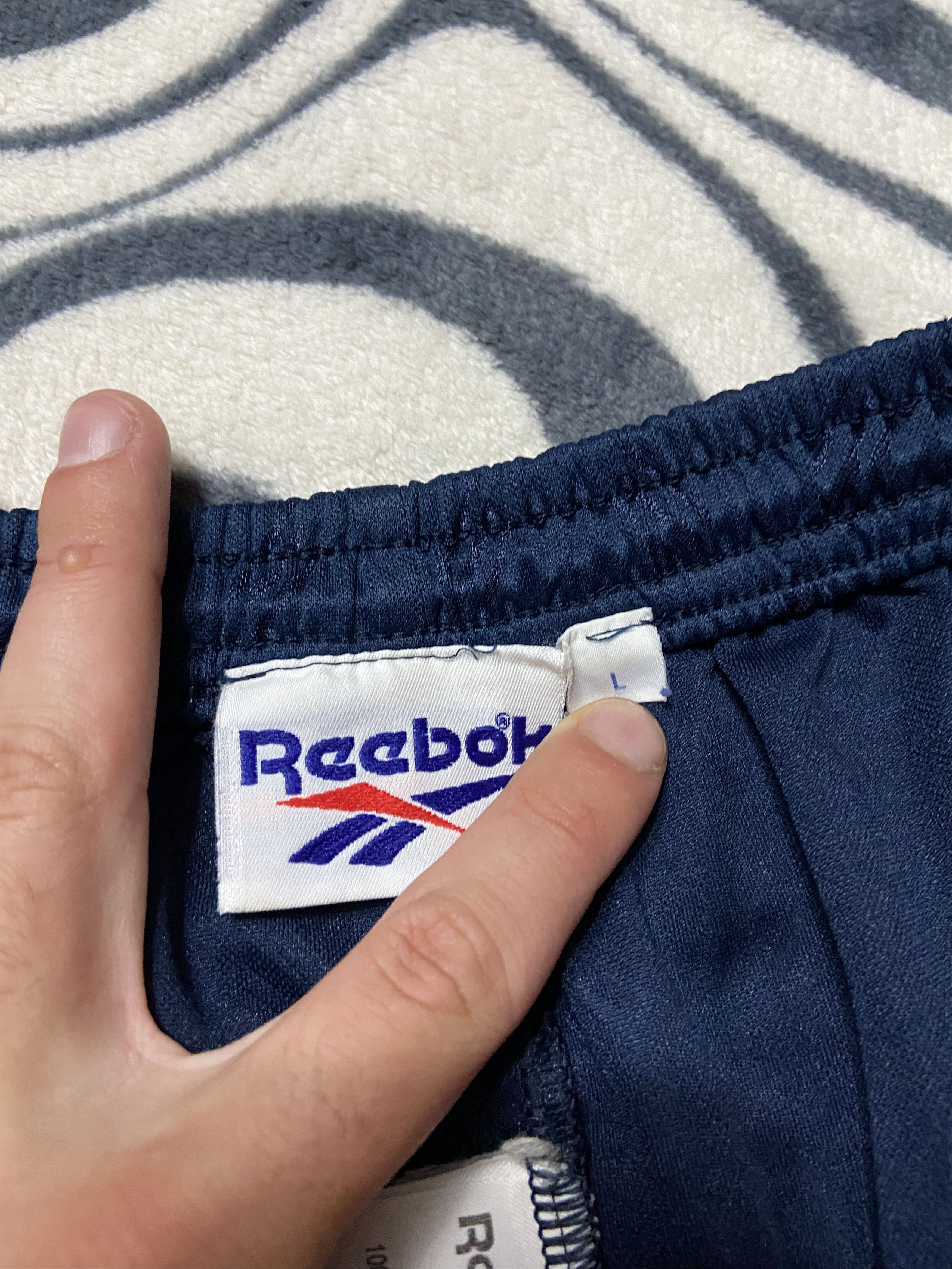 Reebok × Vintage Vintage Reebok Mens Shorts Y2K Size US 34 / EU 50 - 3 Thumbnail