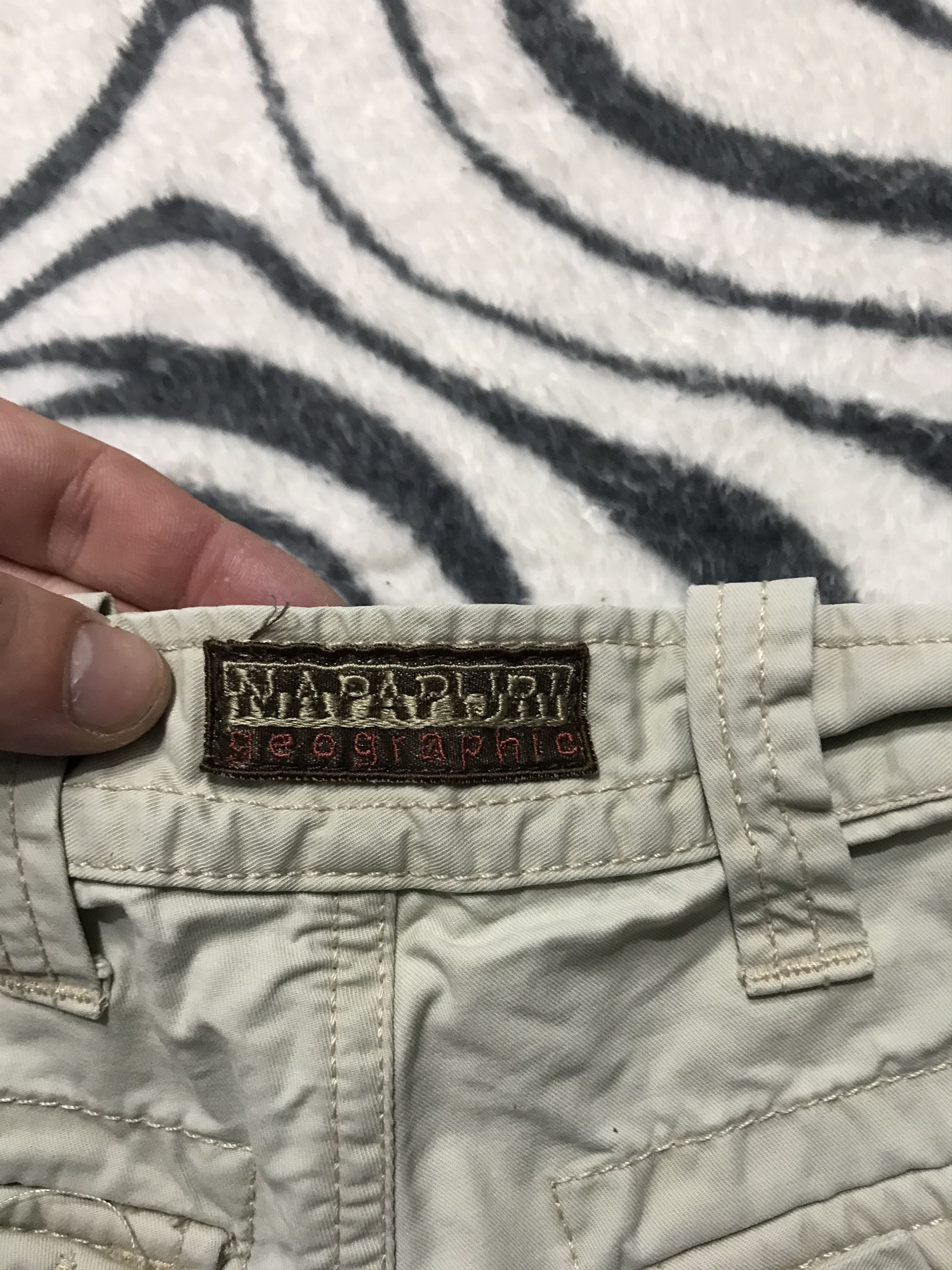 Napapijri × Vintage Napapijri Vintage Mens Cargo Shorts Size US 33 - 5 Thumbnail