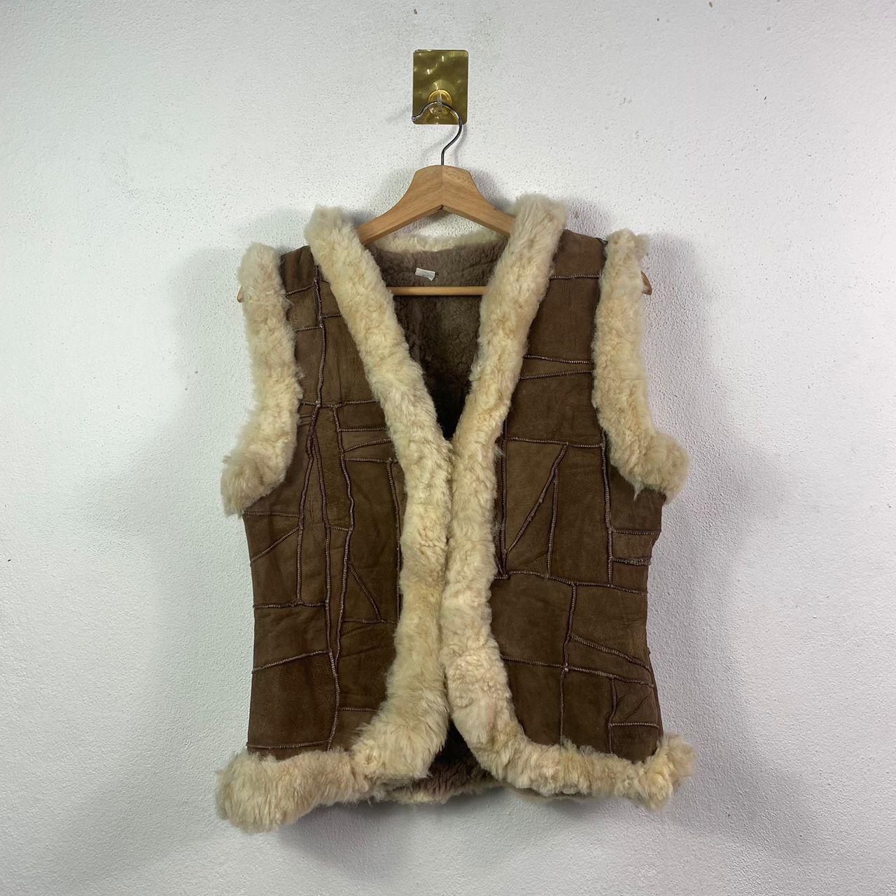 If Six Was Nine × Japanese Brand × Le Grande Bleu (L.G.B.) Patchwork Sheep Leather Shearling Vest Jacket Size XS / US 0-2 / IT 36-38 - 1 Thumbnail