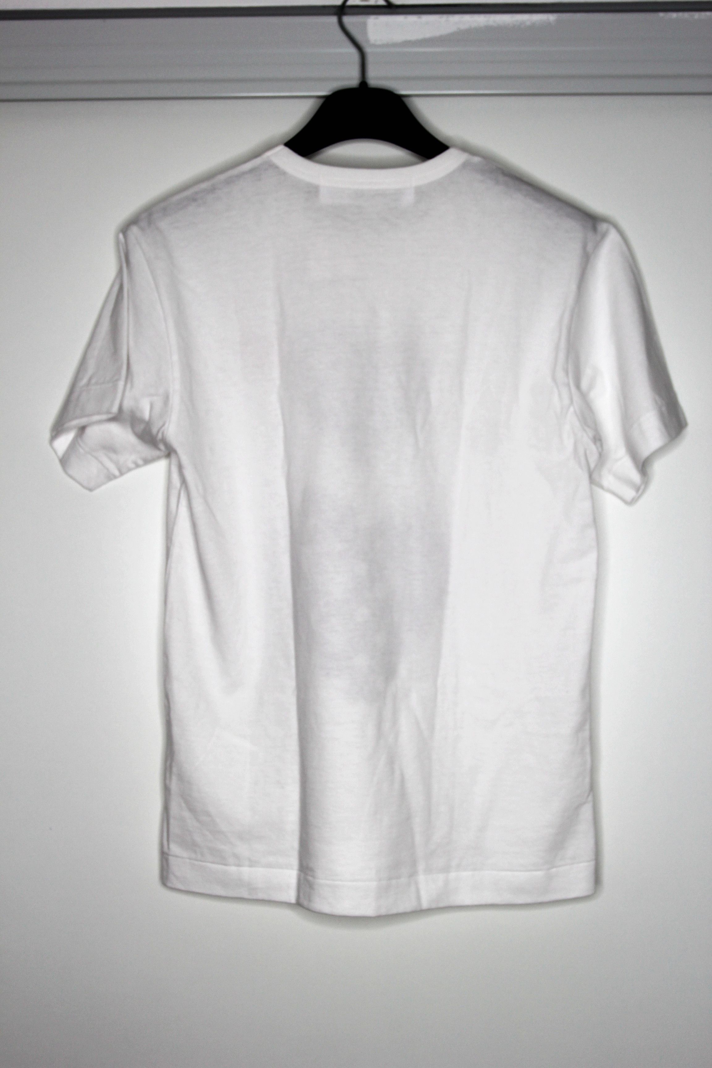 Comme des Garcons PLAY BNWT AW20 COMME DES GARCONS PLAY POLKA DOT 2HEART TSHIRT S Size US S / EU 44-46 / 1 - 3 Thumbnail