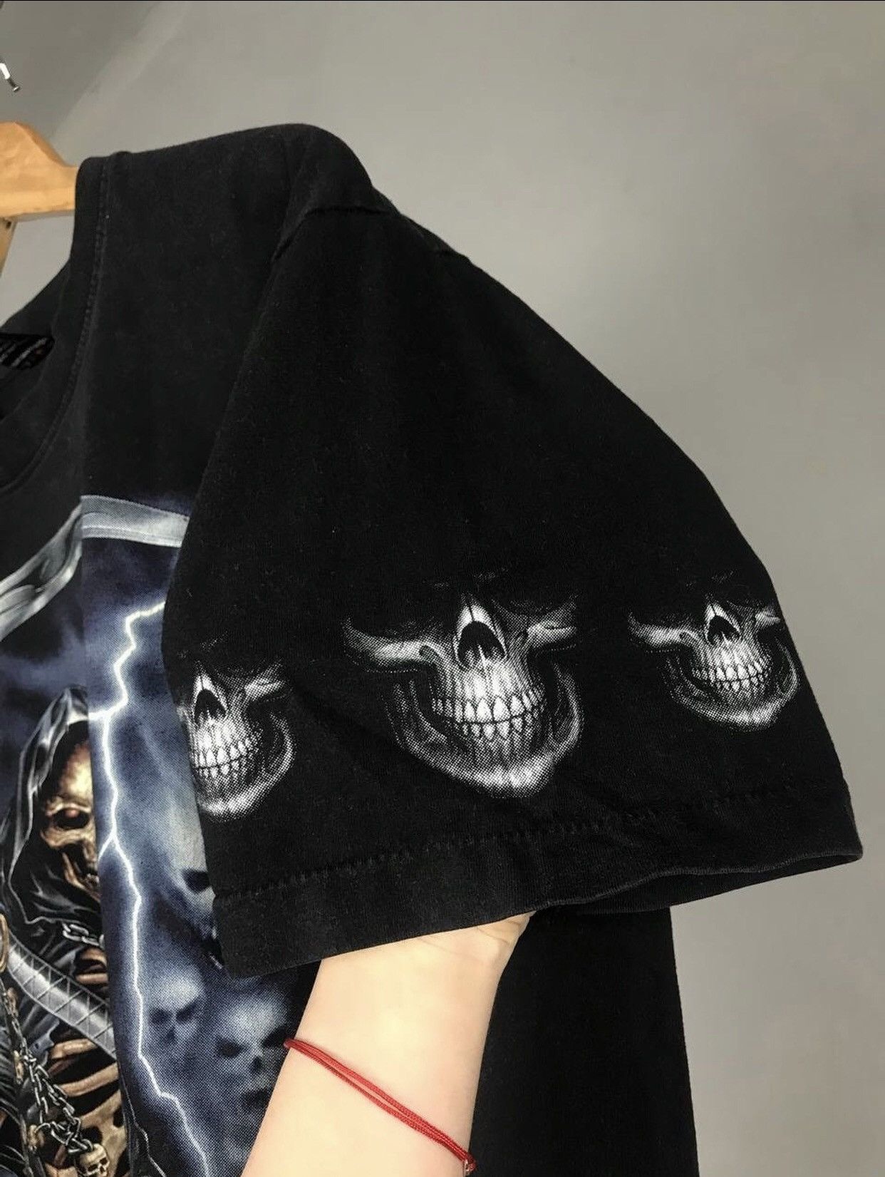 Vintage Skulls vintage rock overprinted tee Size US L / EU 52-54 / 3 - 7 Thumbnail