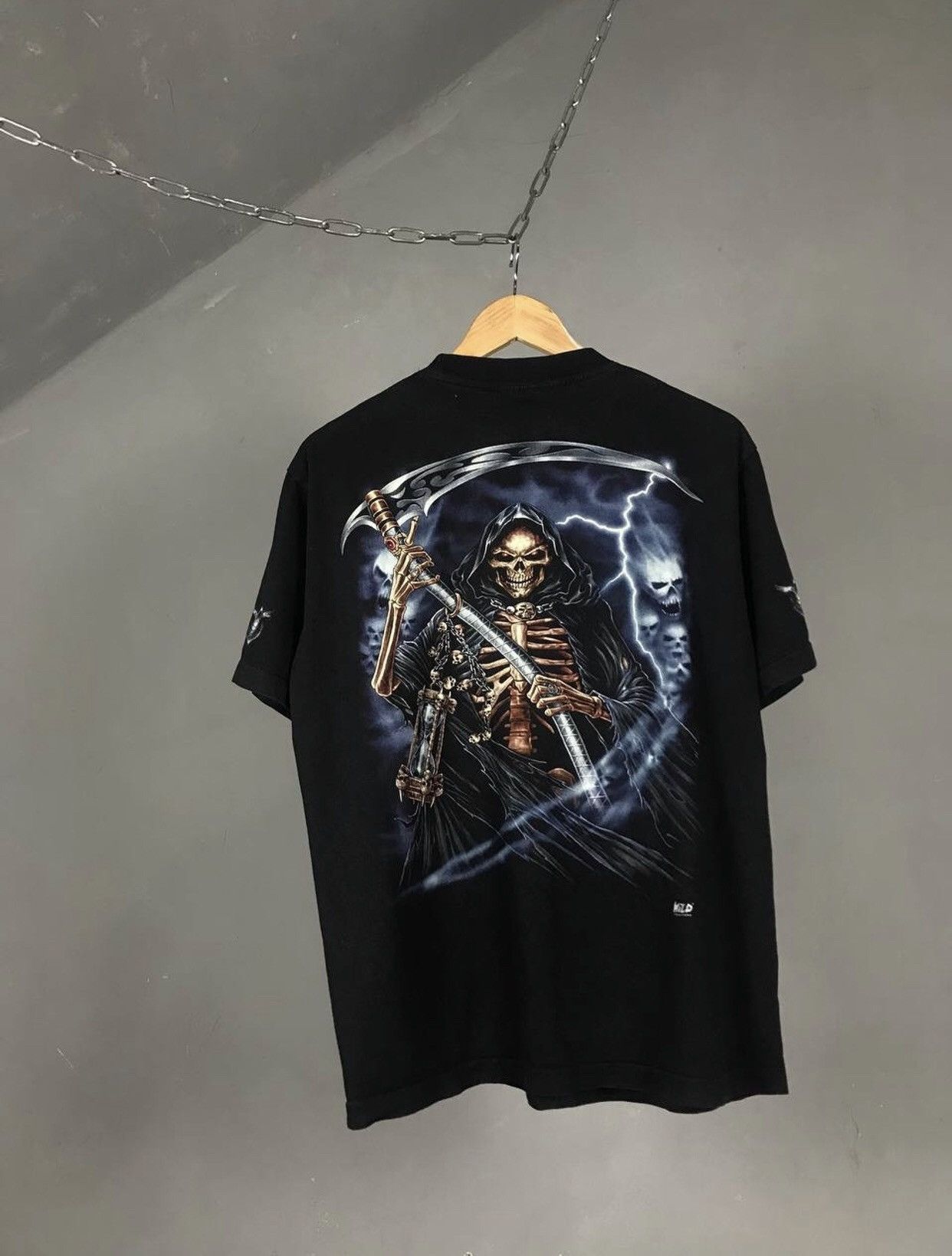 Vintage Skulls vintage rock overprinted tee Size US L / EU 52-54 / 3 - 8 Thumbnail