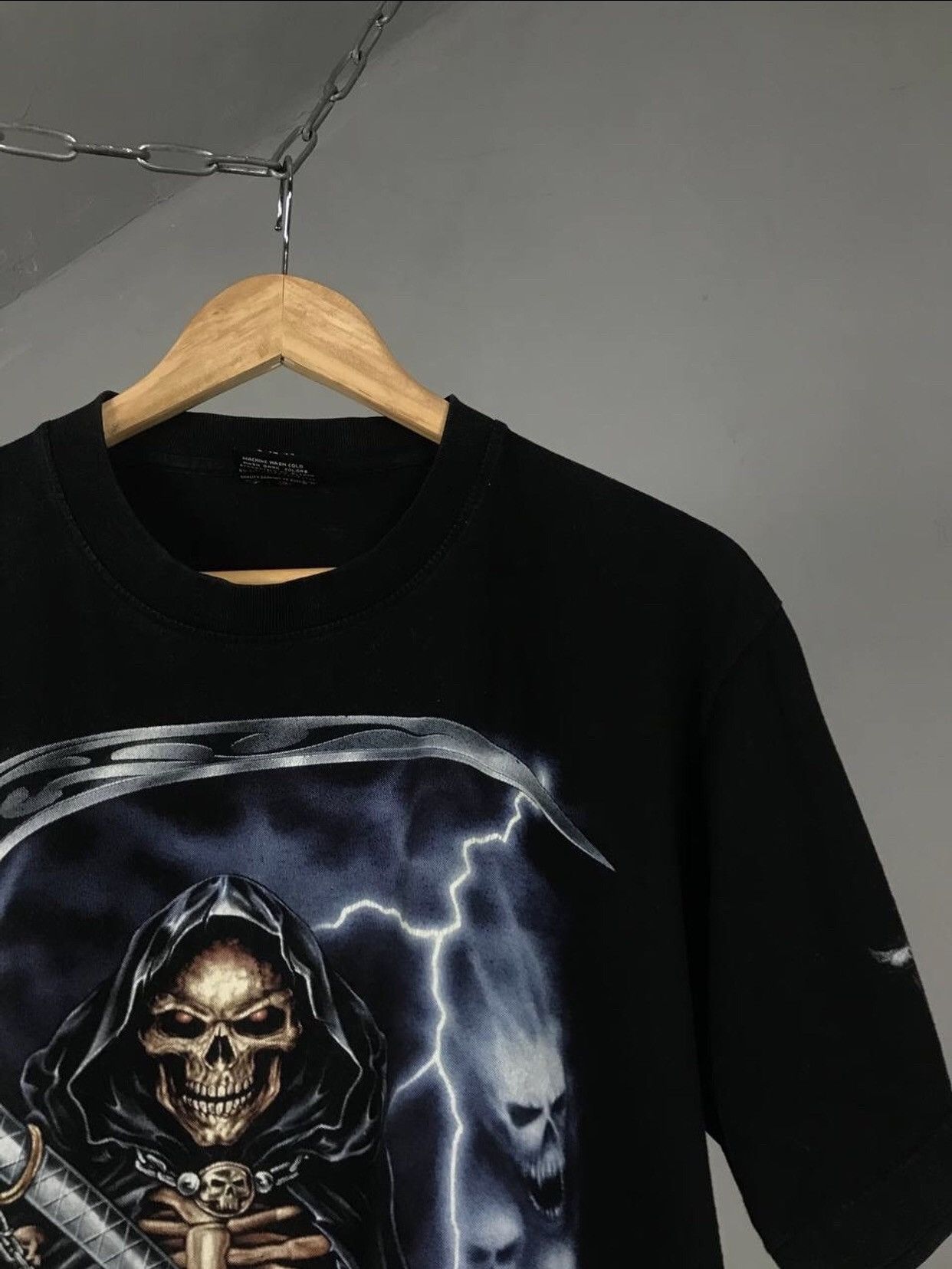Vintage Skulls vintage rock overprinted tee Size US L / EU 52-54 / 3 - 2 Thumbnail