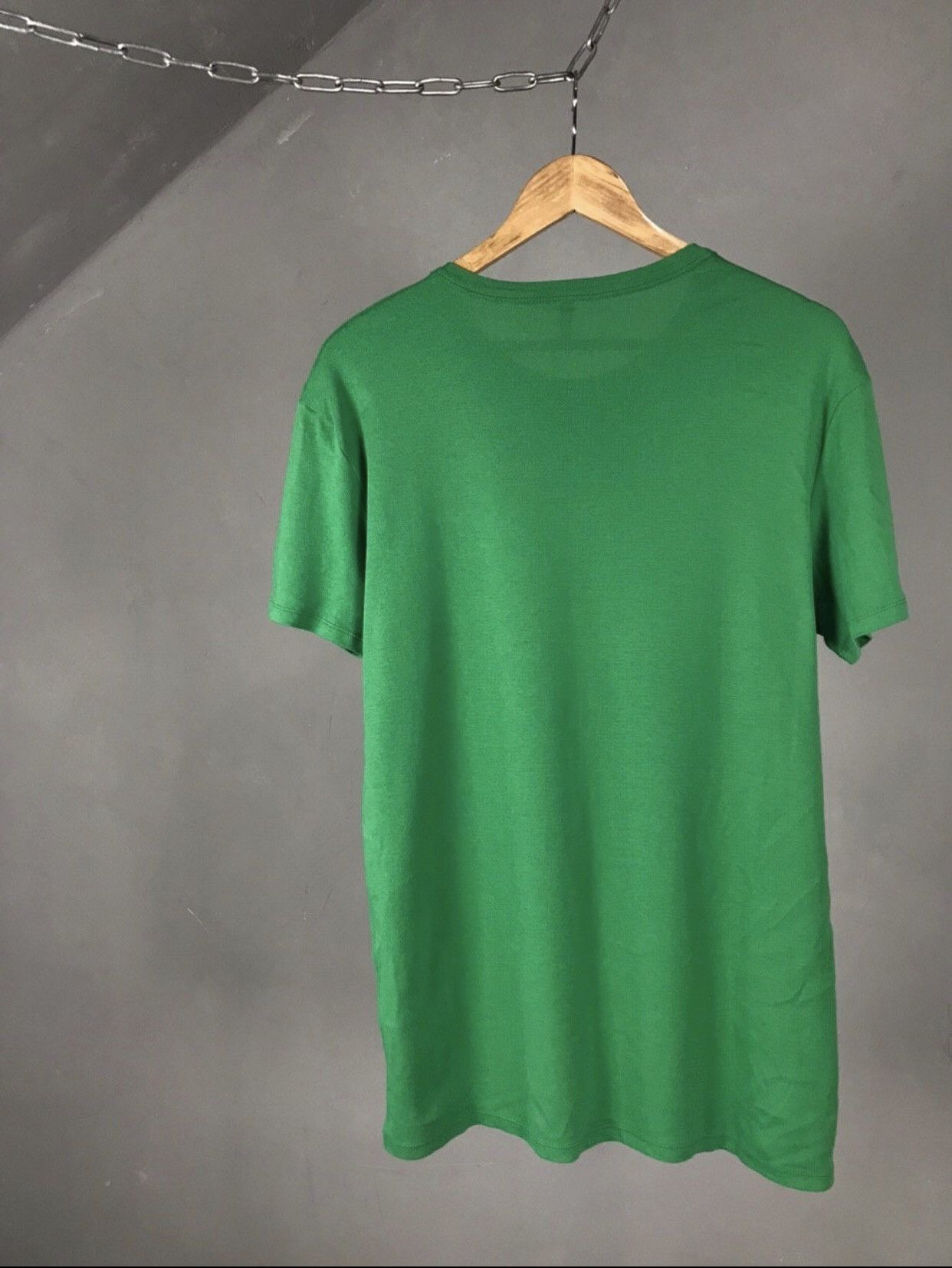 Benetton United Colors of Benetton green tee Size US L / EU 52-54 / 3 - 7 Thumbnail