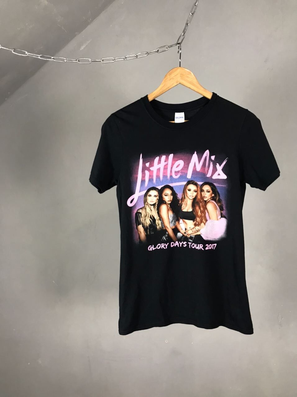 Band Tees × Vintage Little mix vintage band tee Size US S / EU 44-46 / 1 - 1 Thumbnail