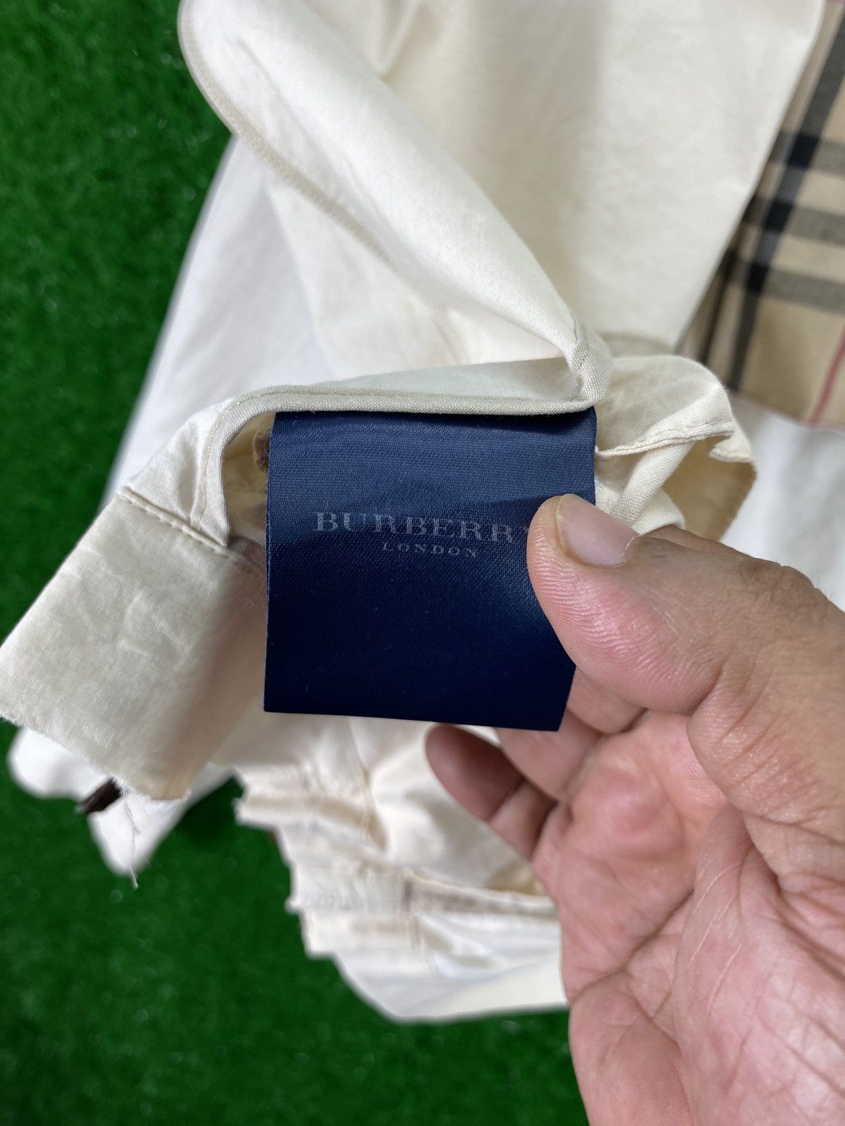 ‼️OFFER‼️Vintage Burberry Nova Check Zipper Jacket