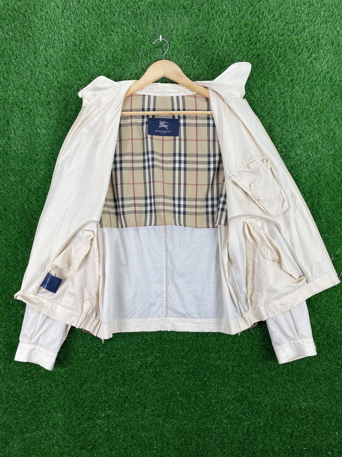 ‼️OFFER‼️Vintage Burberry Nova Check Zipper Jacket
