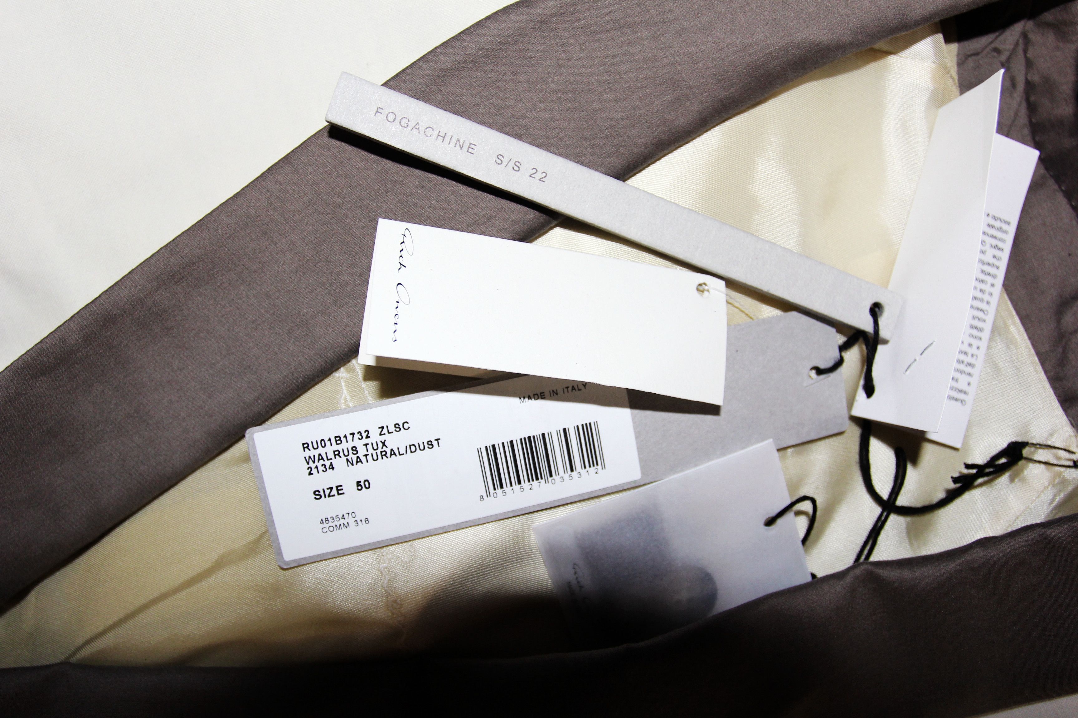 Rick Owens BNWT SS22 RICK OWENS "FOACHINE" WALRUS TUX JACKET 50 Size US M / EU 48-50 / 2 - 9 Thumbnail