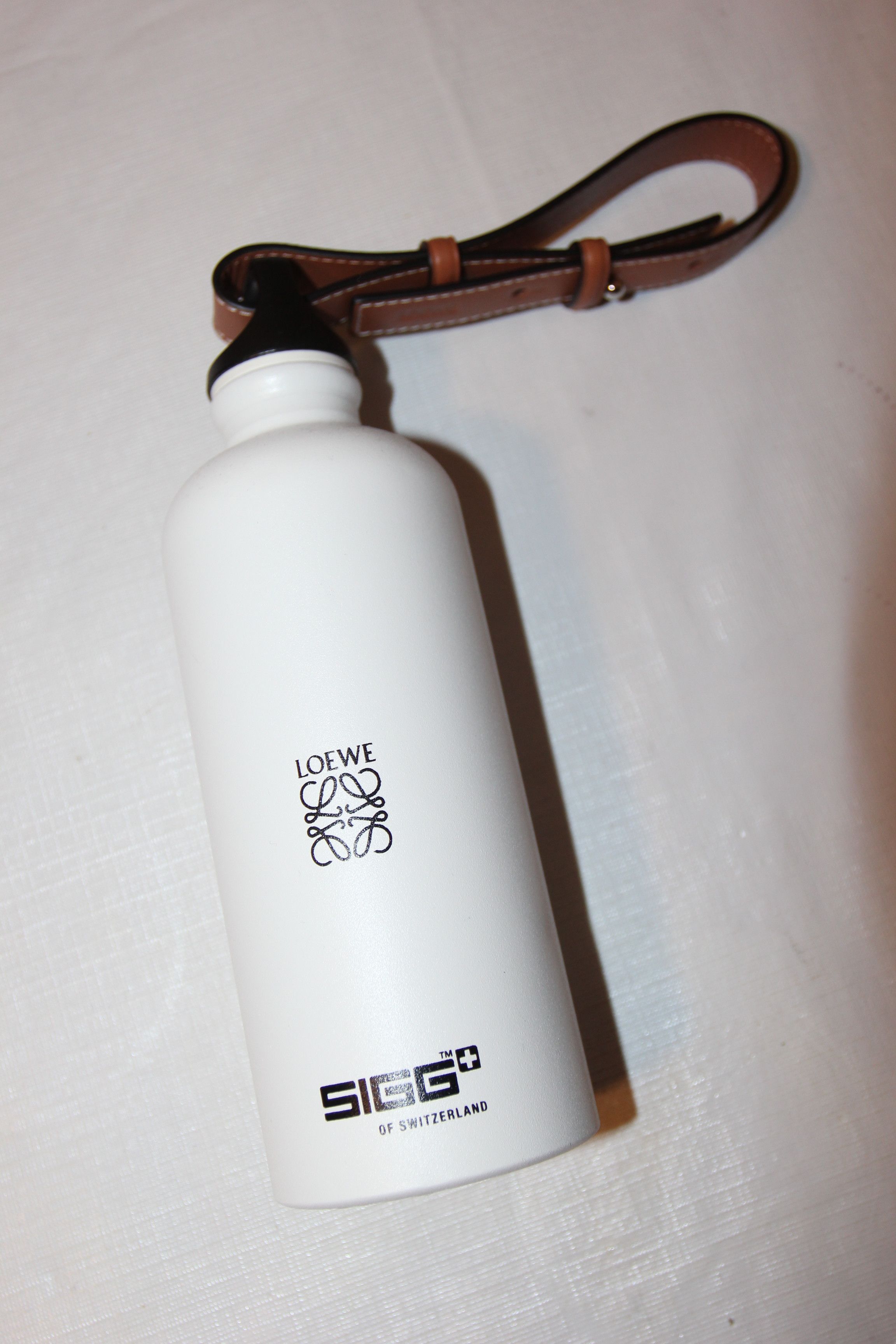 Loewe BNWT AW21 LOEWE PAULA'S IBIZA X SIGG SALAMANDER WATERBOTTLE Size ONE SIZE - 3 Thumbnail