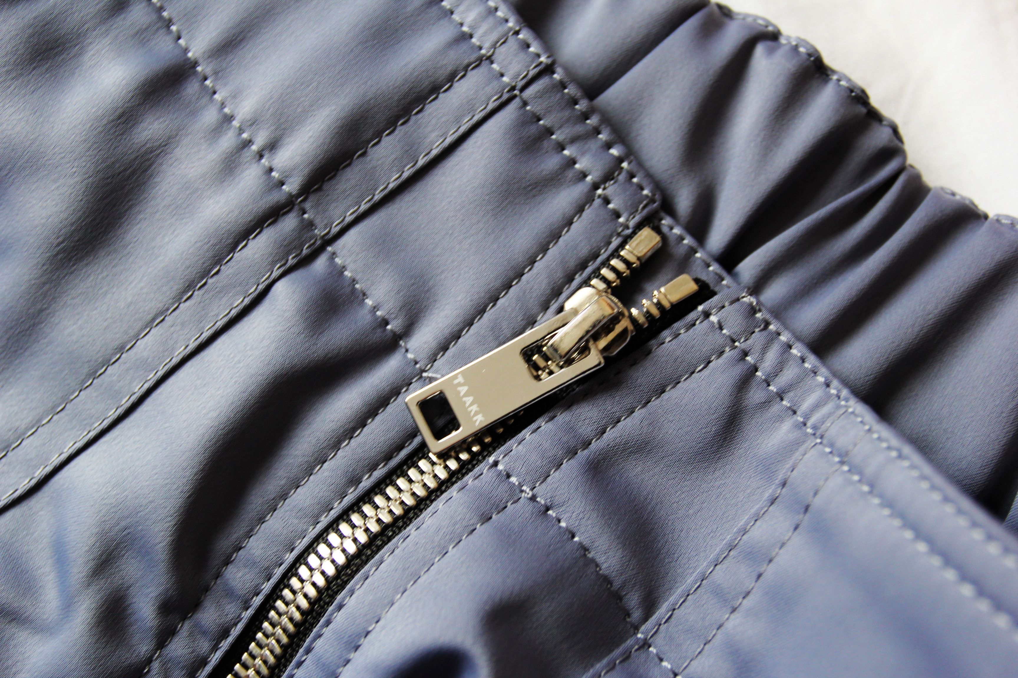 TAAKK BNWOT SS20 TAAKK MULTI ZIPPER NYLON PANTS S Size US 30 / EU 46 - 9 Thumbnail
