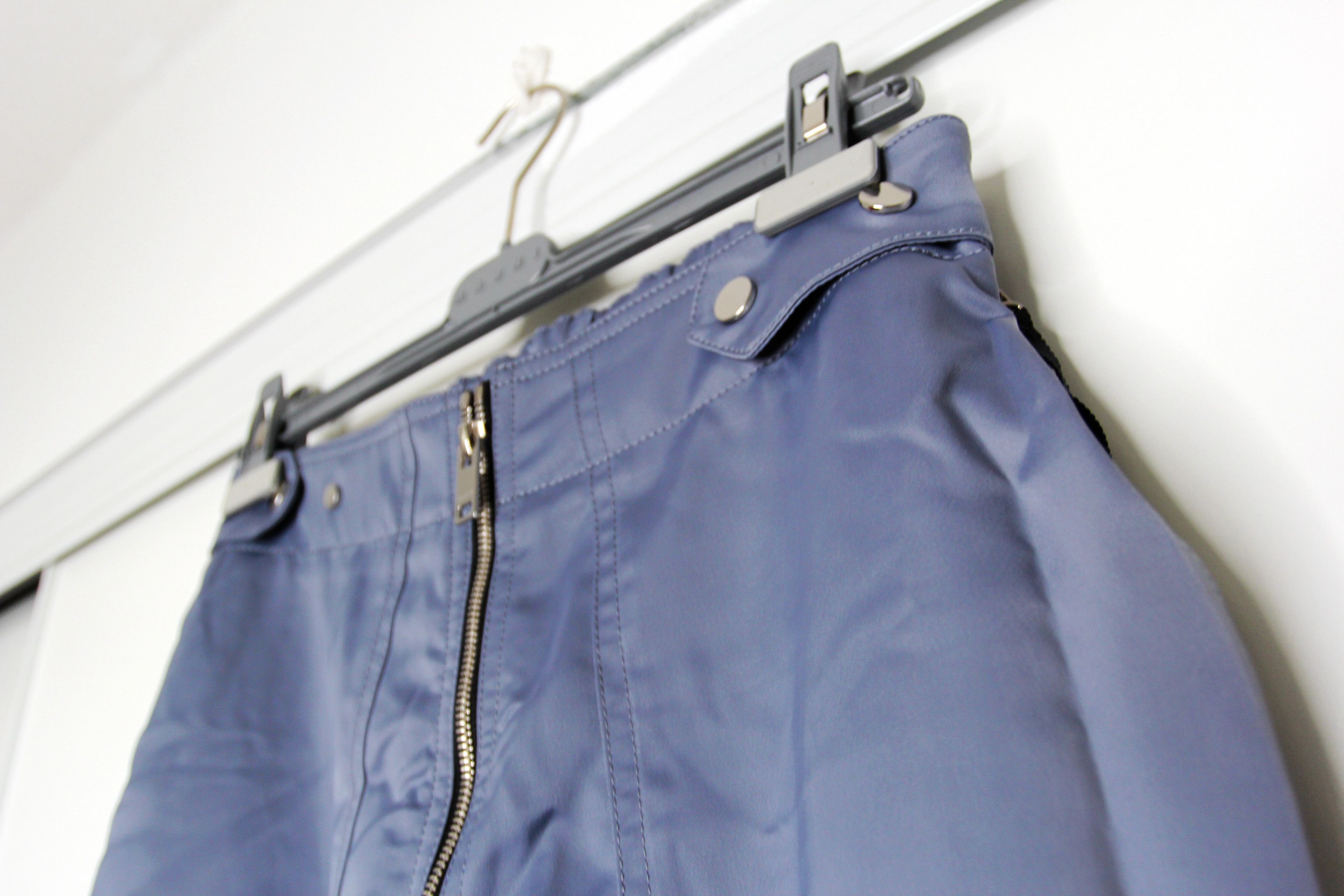 TAAKK BNWOT SS20 TAAKK MULTI ZIPPER NYLON PANTS S Size US 30 / EU 46 - 4 Thumbnail
