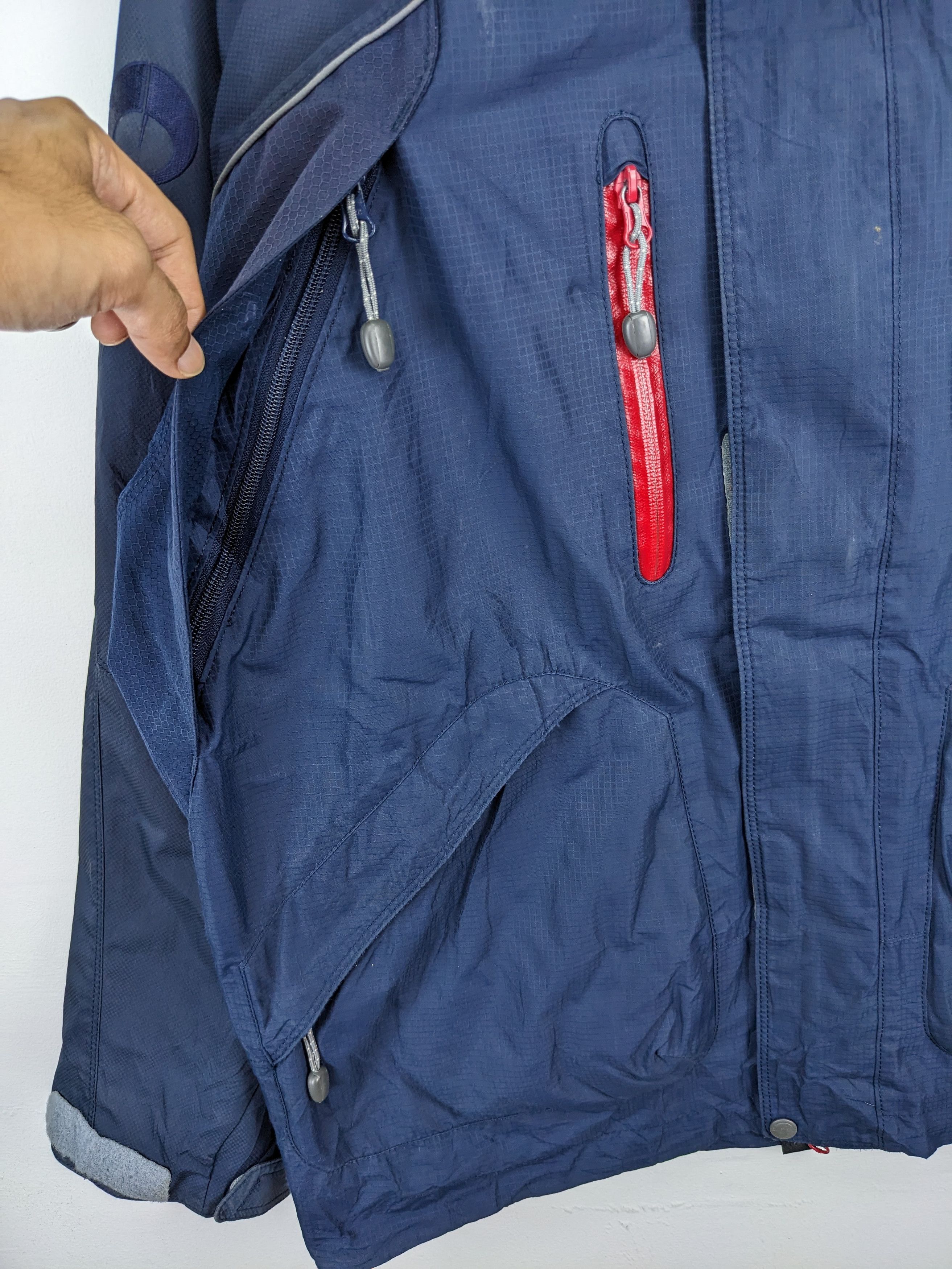 Japanese Brand × Vintage Vintage Gravity Hoodie Jacket Like The North Face Style Size US L / EU 52-54 / 3 - 10 Thumbnail