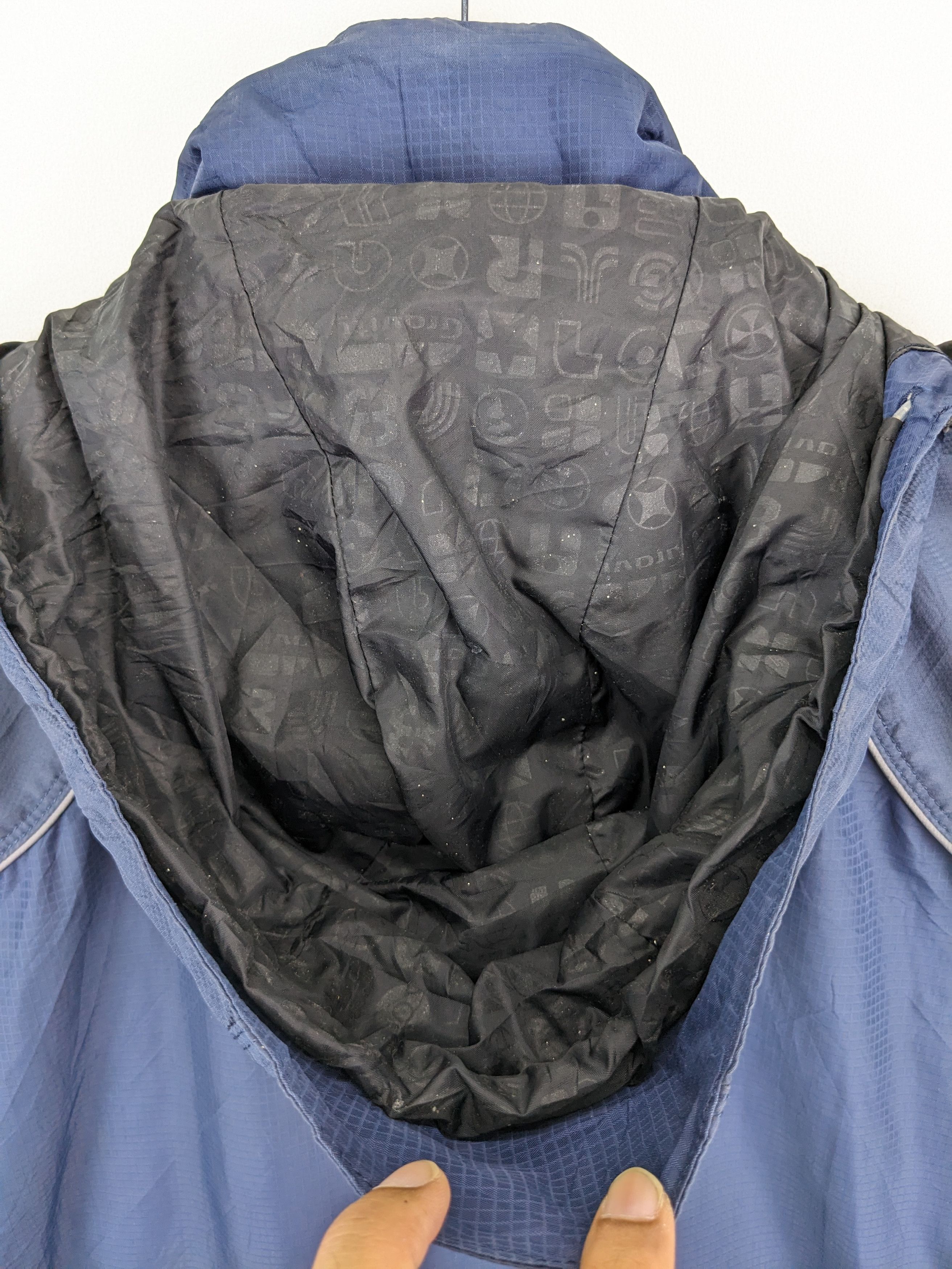 Japanese Brand × Vintage Vintage Gravity Hoodie Jacket Like The North Face Style Size US L / EU 52-54 / 3 - 24 Thumbnail