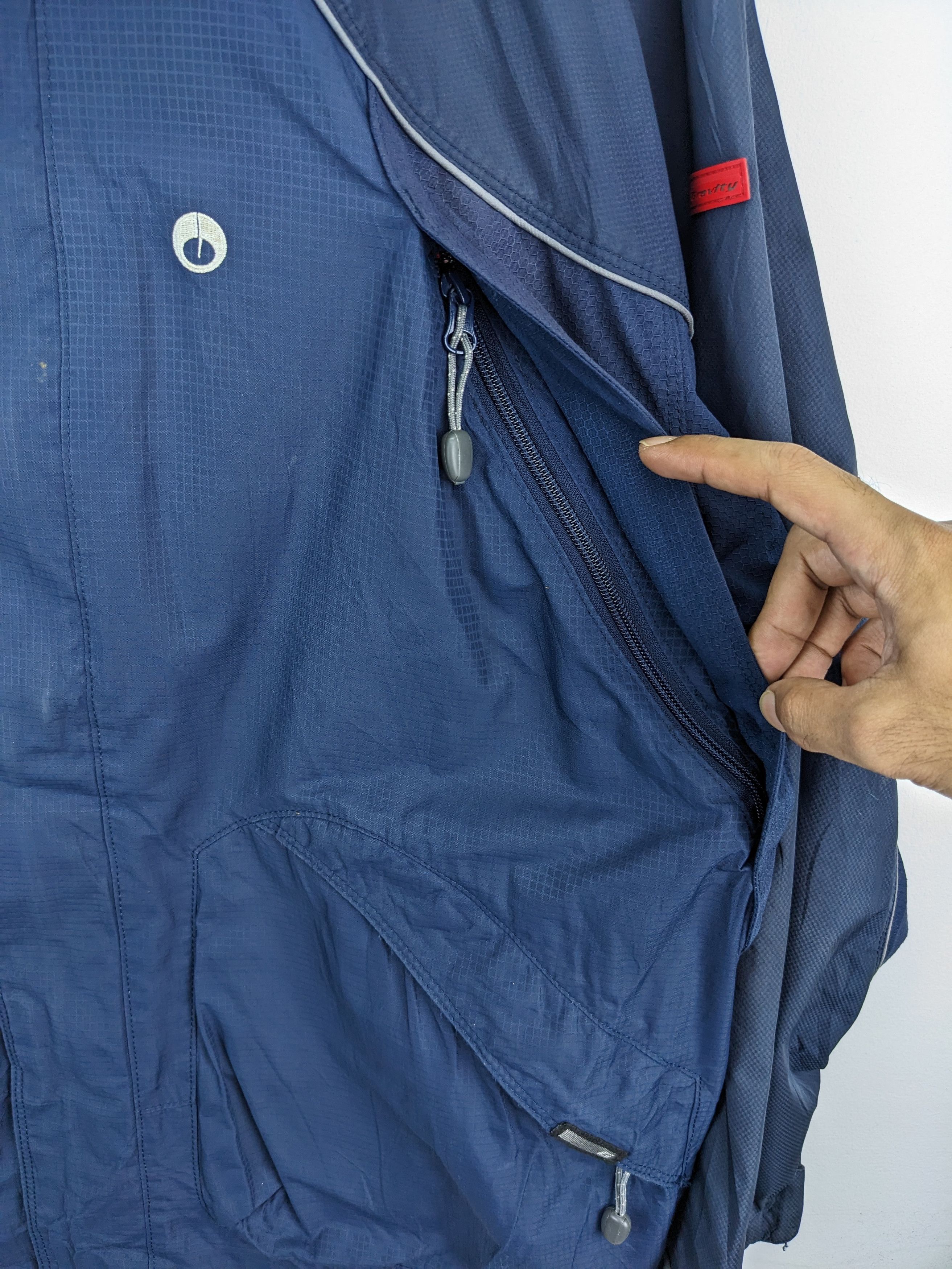 Japanese Brand × Vintage Vintage Gravity Hoodie Jacket Like The North Face Style Size US L / EU 52-54 / 3 - 9 Thumbnail