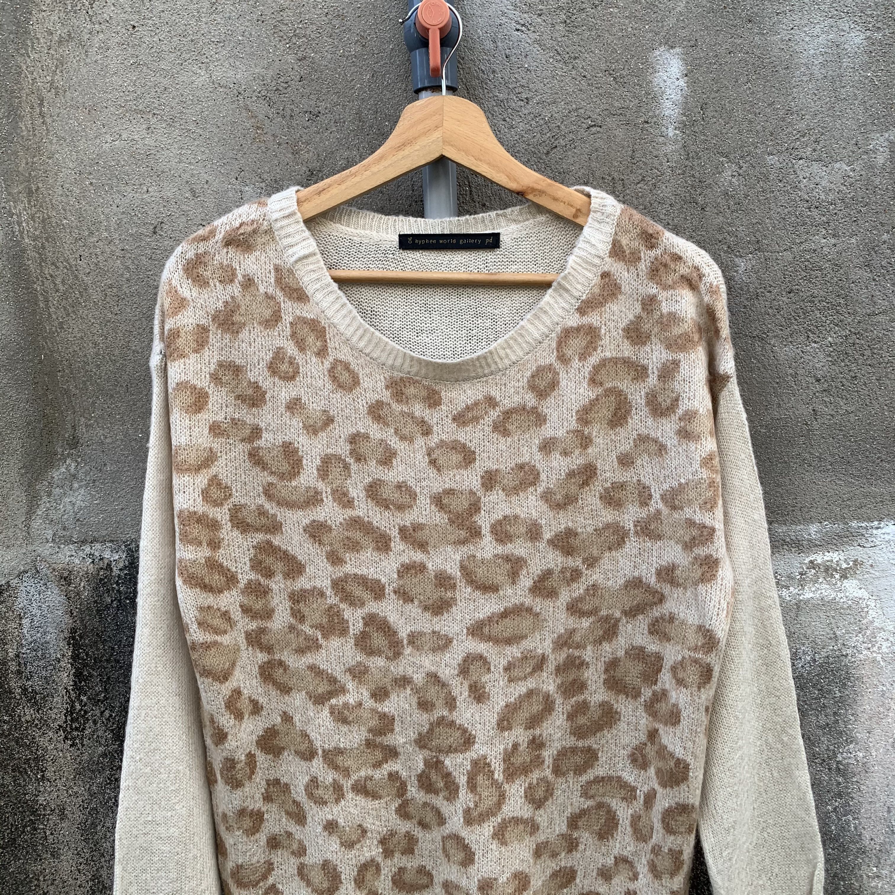 Aran Isles Knitwear HWG Leopard Style Knit Jumper Pullover Sweater Size M / US 6-8 / IT 42-44 - 2 Thumbnail