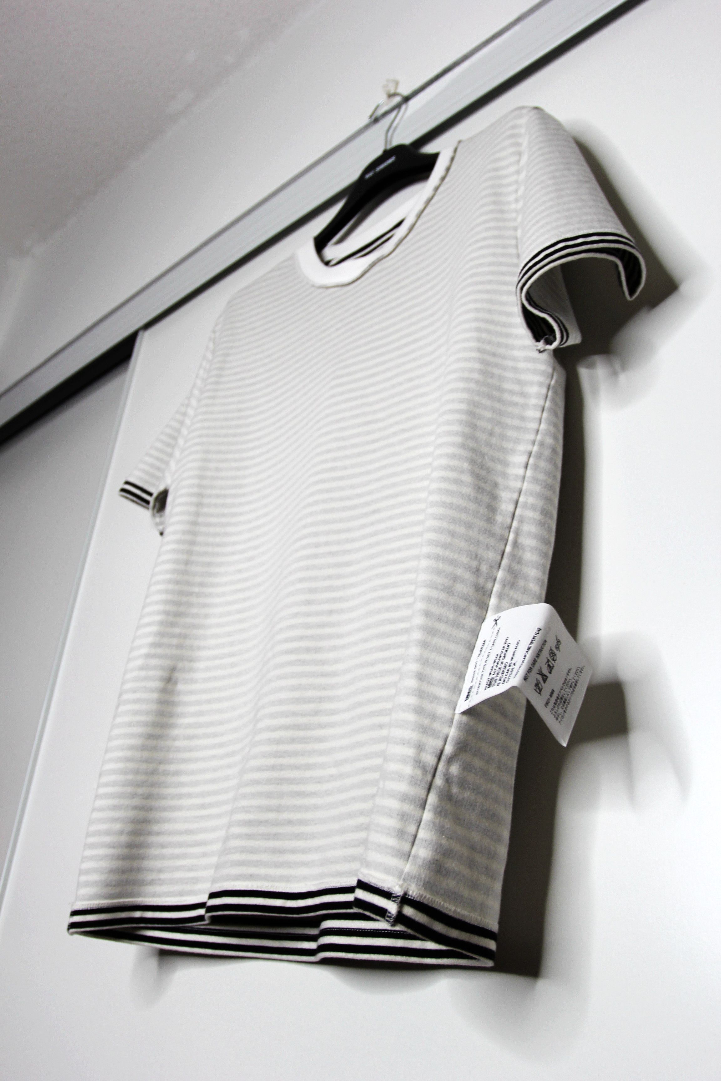 Maison Margiela BNWT AW21 MM6 MAISON MARGIELA REVERSIBLE TSHIRT S Size S / US 4 / IT 40 - 6 Thumbnail
