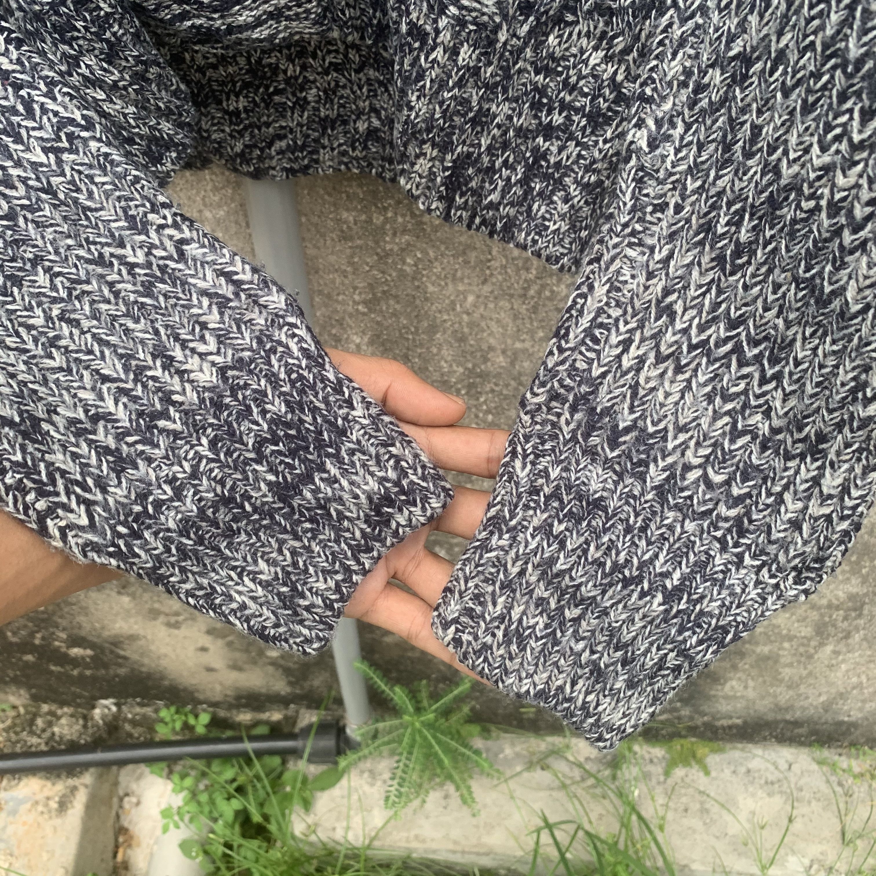 Aran Isles Knitwear Vintage Alcot Knit Cable Shawl Cardigan Sweater Size S / US 4 / IT 40 - 6 Thumbnail