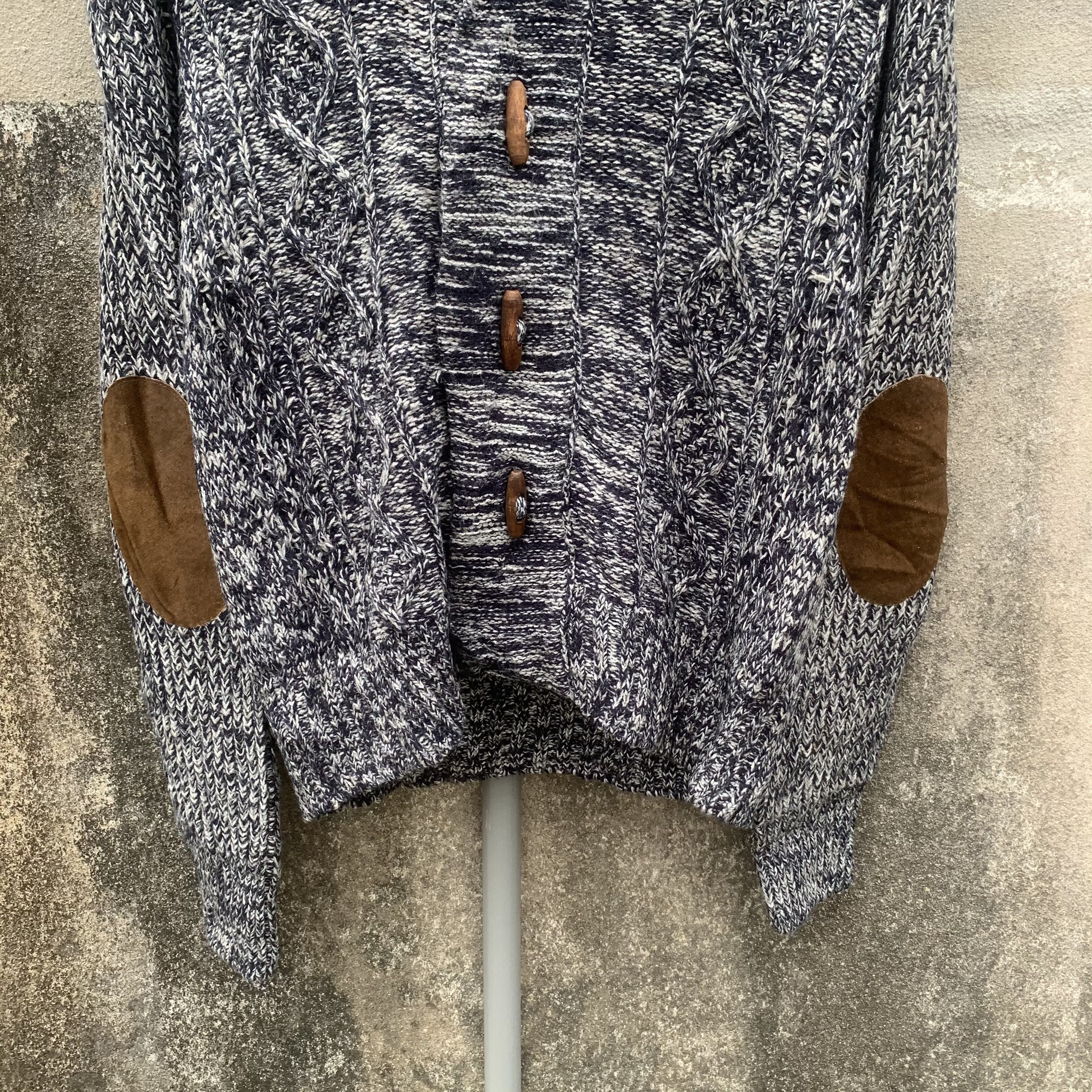 Aran Isles Knitwear Vintage Alcot Knit Cable Shawl Cardigan Sweater Size S / US 4 / IT 40 - 2 Thumbnail