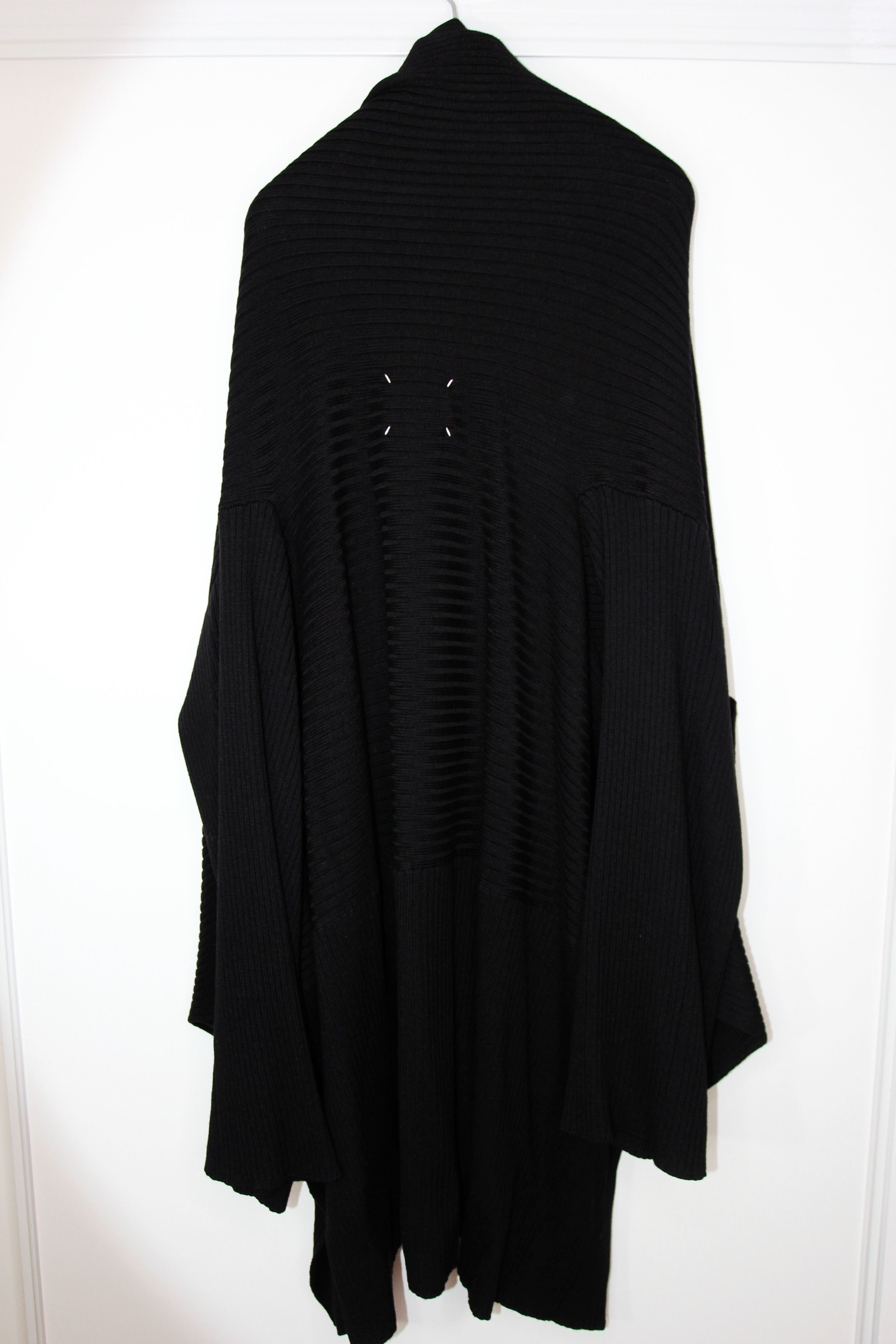 Maison Margiela AW15 MAISON MARTIN MARGIELA ASYMMETRICAL KNIT L Size US L / EU 52-54 / 3 - 2 Thumbnail