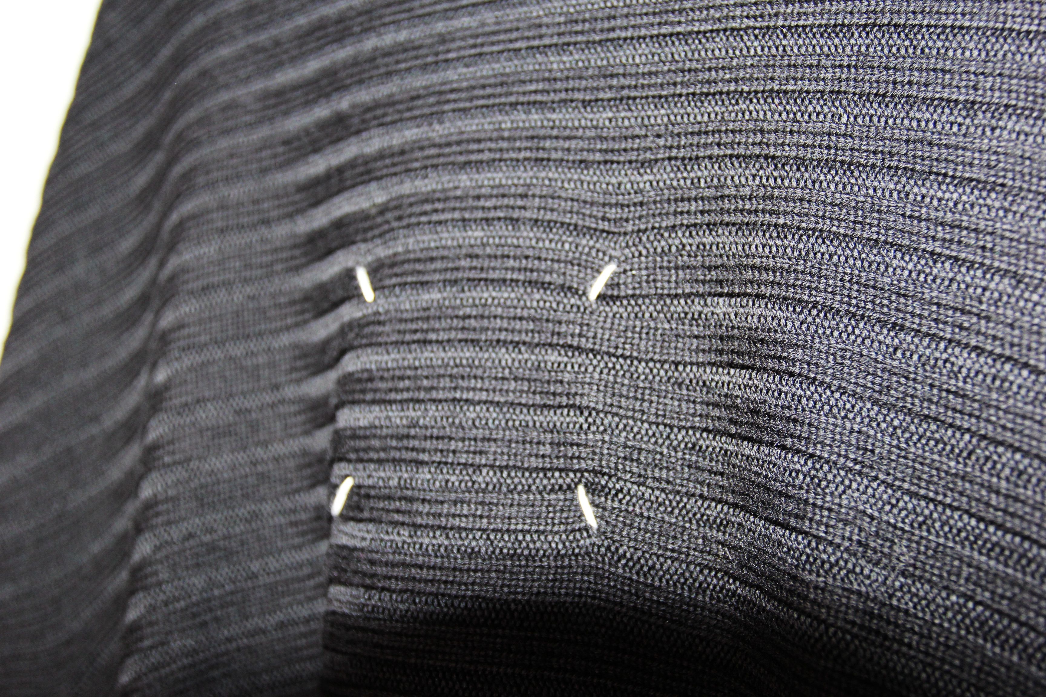 Maison Margiela AW15 MAISON MARTIN MARGIELA ASYMMETRICAL KNIT L Size US L / EU 52-54 / 3 - 9 Thumbnail