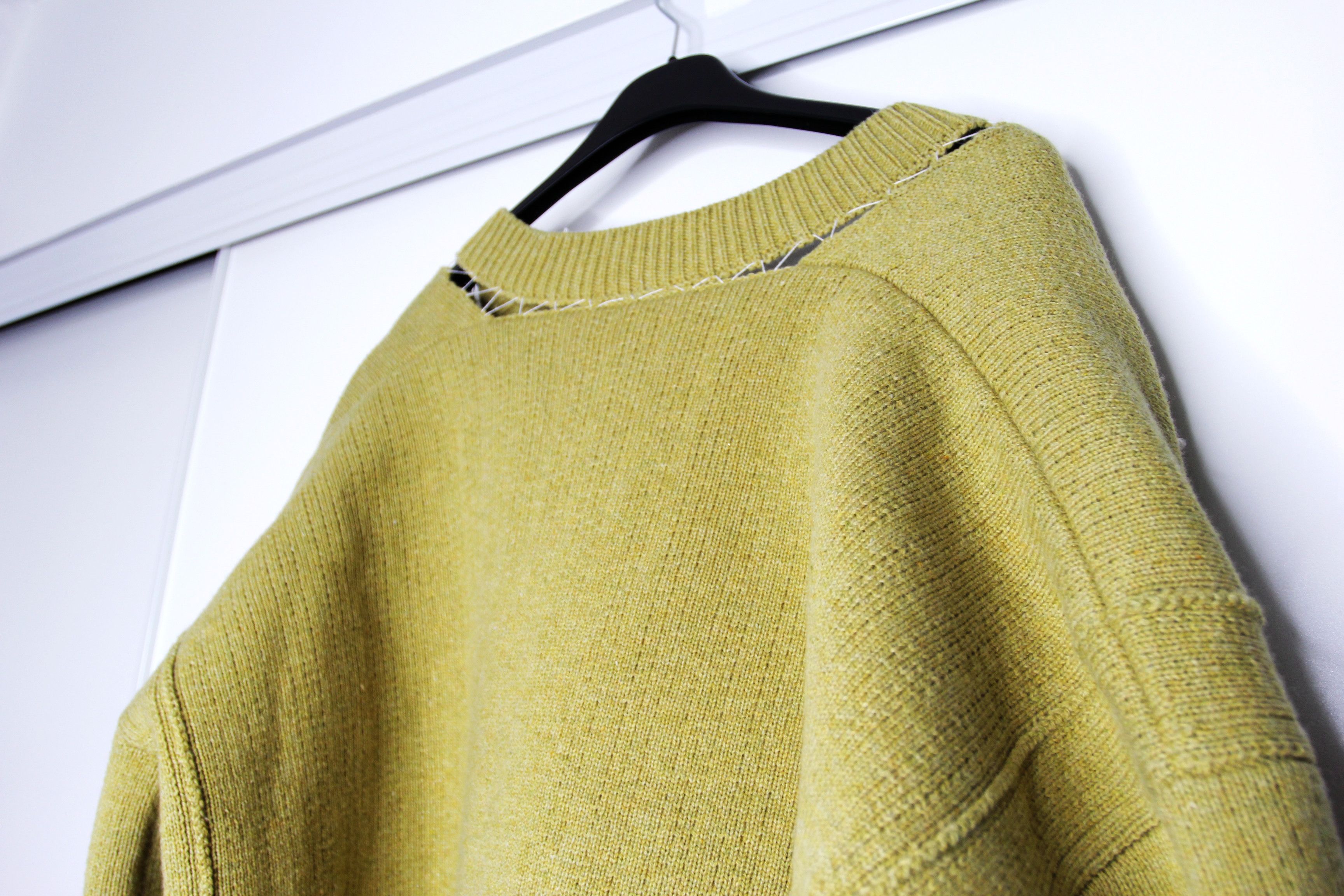 Raf Simons BNWT SS22 RAF SIMONS V NECK OVERSIZED SWEATER 1 Size US S / EU 44-46 / 1 - 6 Thumbnail