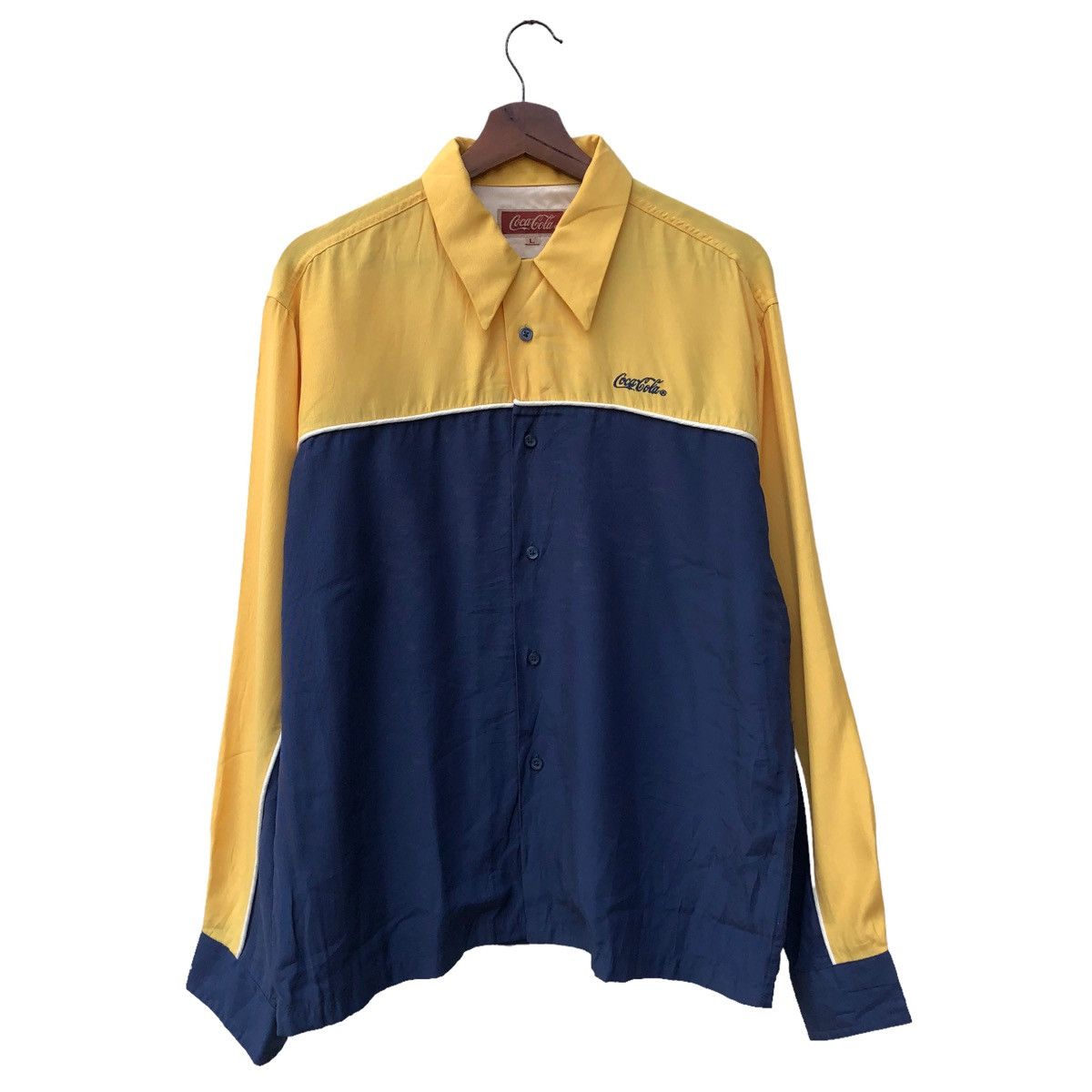Coca Cola Rare Item!!!Hard to find Vtg Cococola Long Sleeve Button Up Size US M / EU 48-50 / 2 - 1 Thumbnail