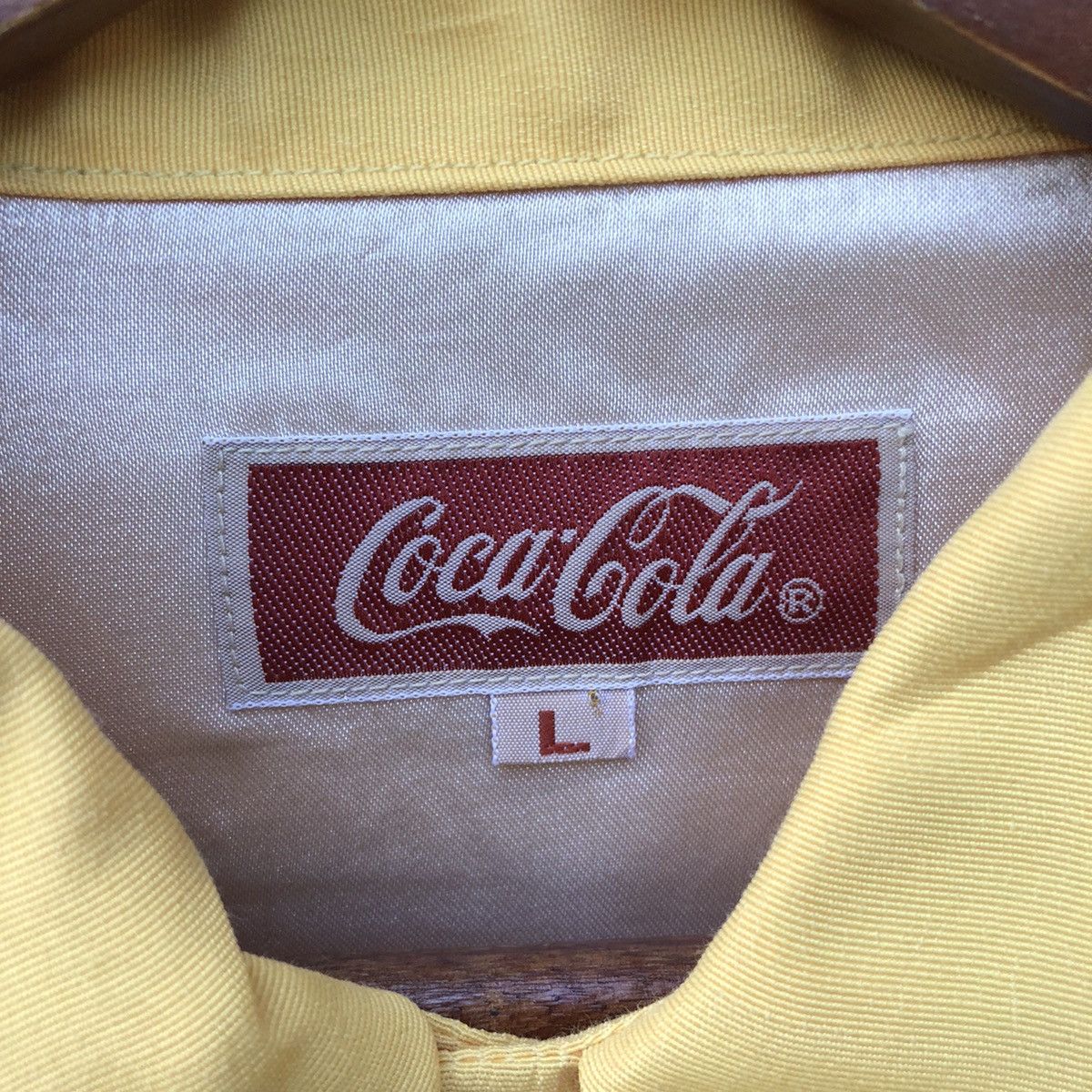Coca Cola Rare Item!!!Hard to find Vtg Cococola Long Sleeve Button Up Size US M / EU 48-50 / 2 - 5 Thumbnail