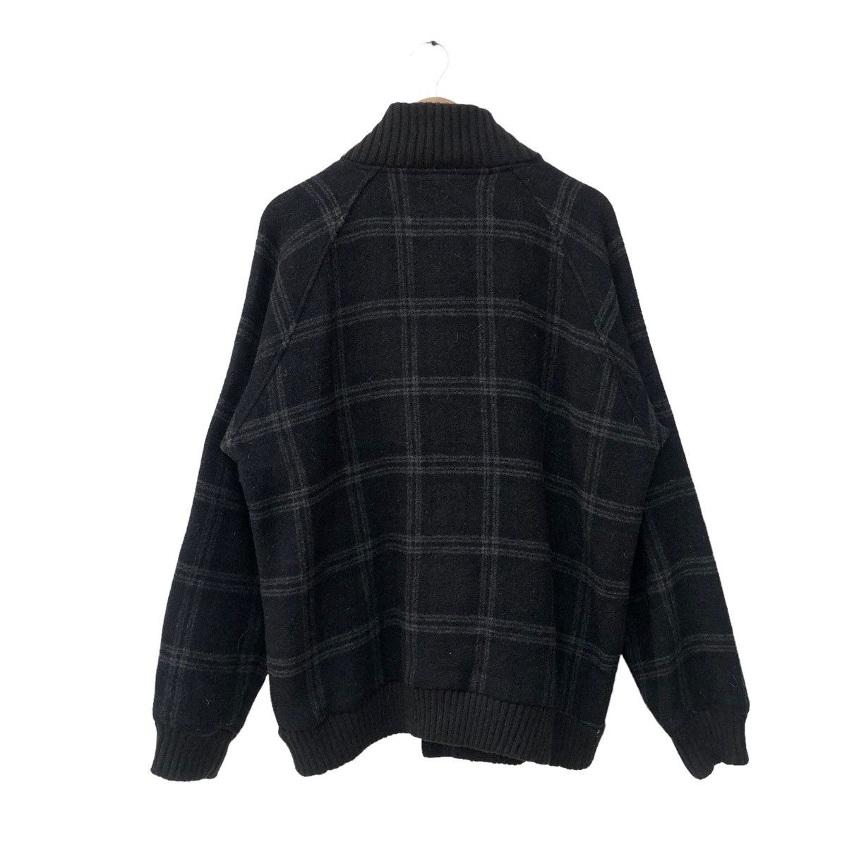 Vintage Vintage Woolrich Tartan Wool Jacket Size US M / EU 48-50 / 2 - 2 Thumbnail