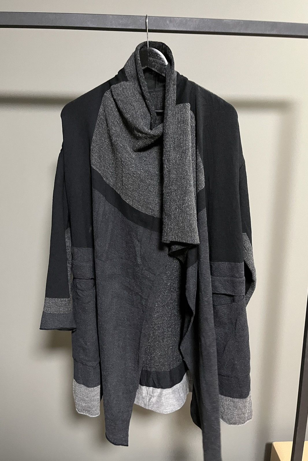 Issey Miyake Issey Miyake Avant Garde Japanism Wool Cape Size M / US 6-8 / IT 42-44 - 1 Thumbnail