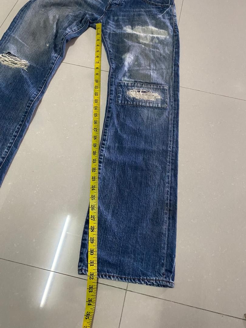 NO ID Japan Distressed Jeans