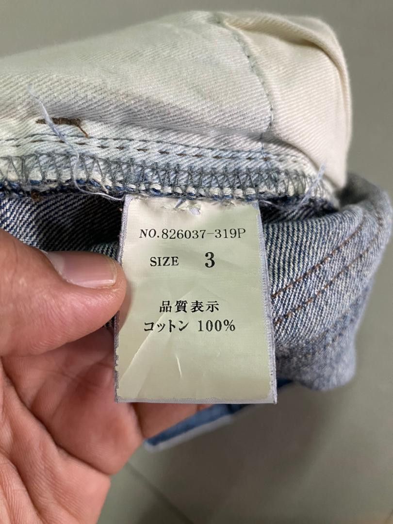 NO ID Japan Distressed Jeans