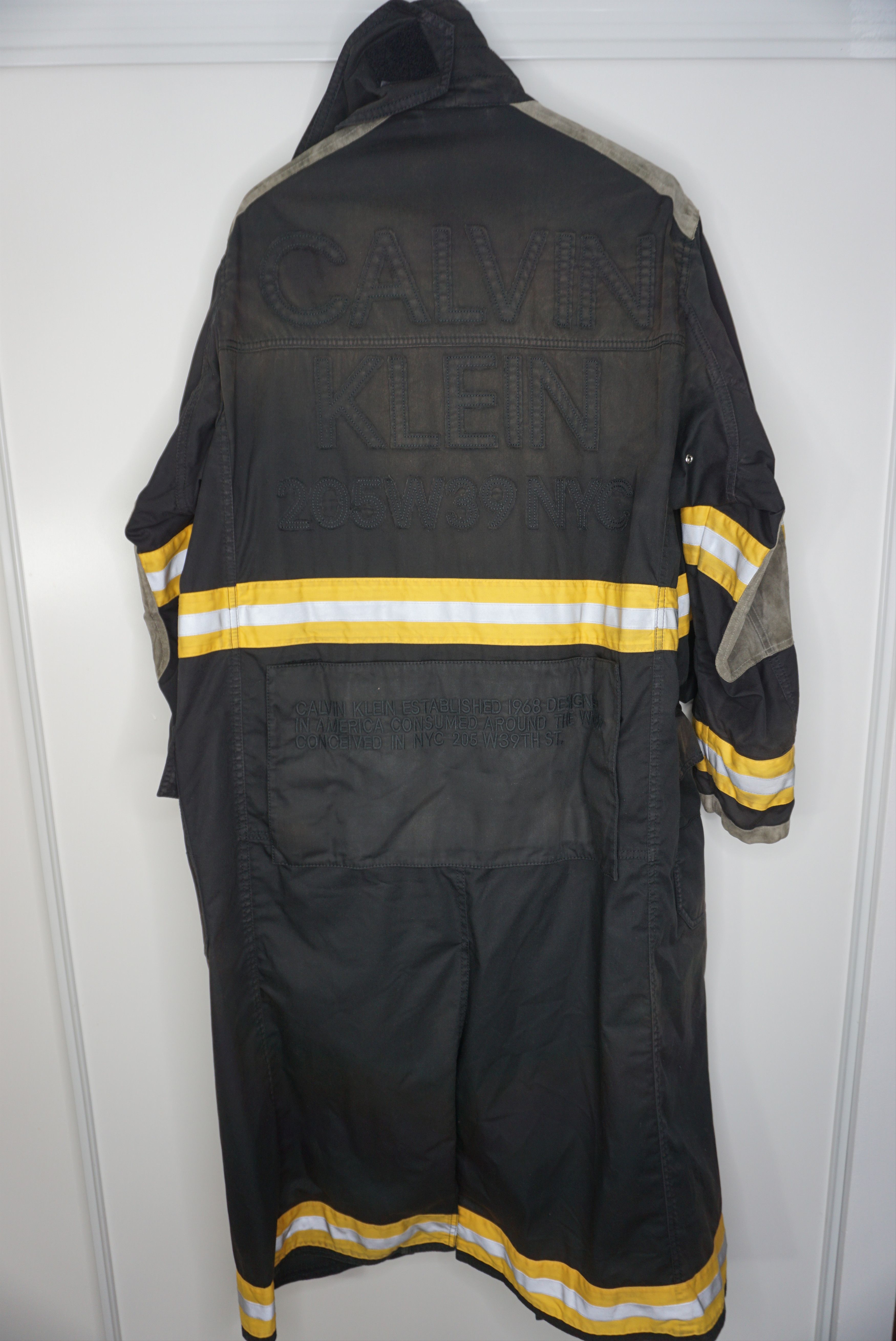 Calvin Klein 205W39NYC AW18 CALVIN KLEIN 205W39NYC FIREMAN COAT JACKET BLACK S Size US S / EU 44-46 / 1 - 3 Thumbnail
