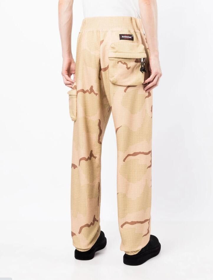 Undercover BNWT SS22 UNDERCOVER x EASTPAK CAMO PRINT SWEATPANTS 2 Size US 32 / EU 48 - 12 Thumbnail
