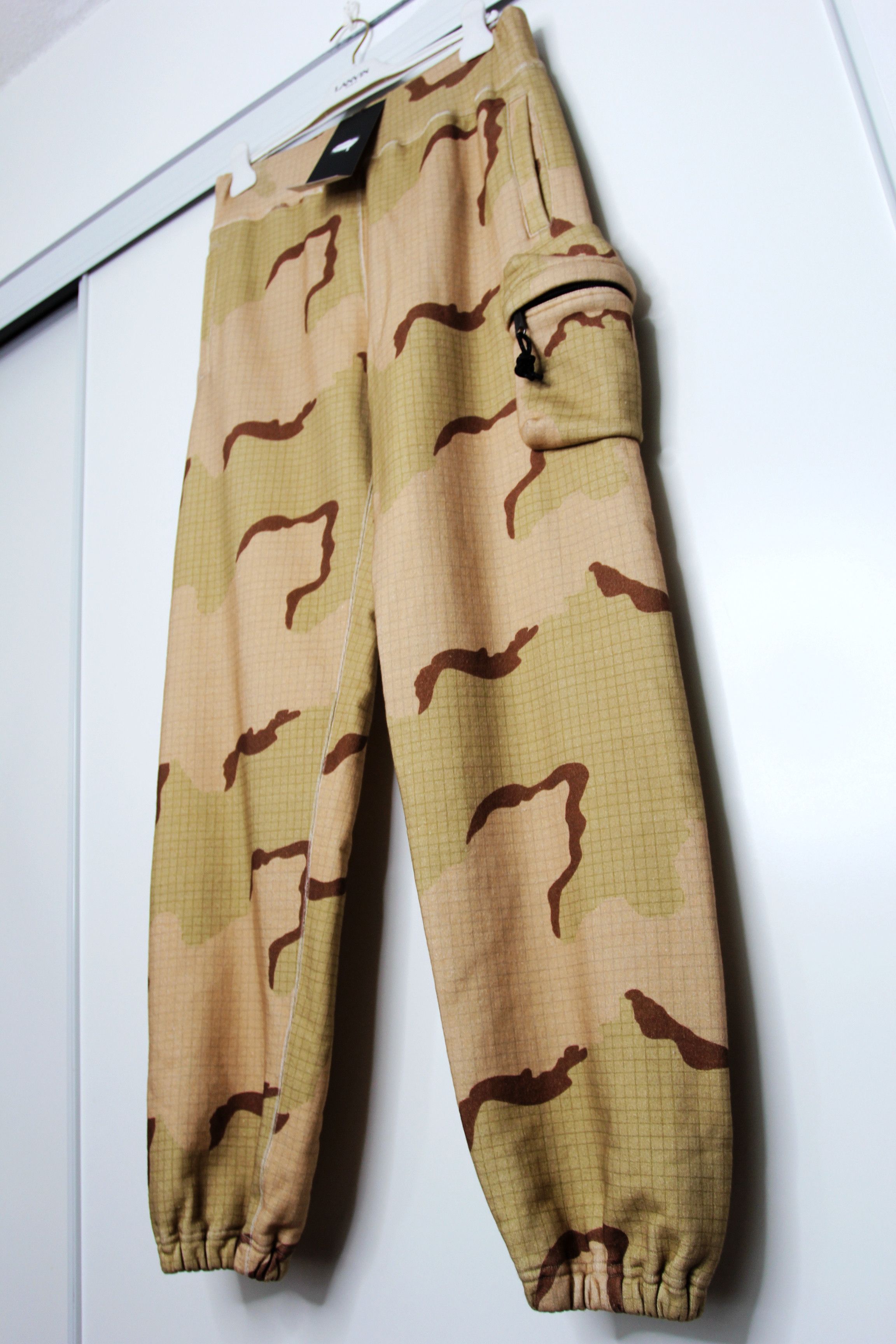 Undercover BNWT SS22 UNDERCOVER x EASTPAK CAMO PRINT SWEATPANTS 2 Size US 32 / EU 48 - 5 Thumbnail
