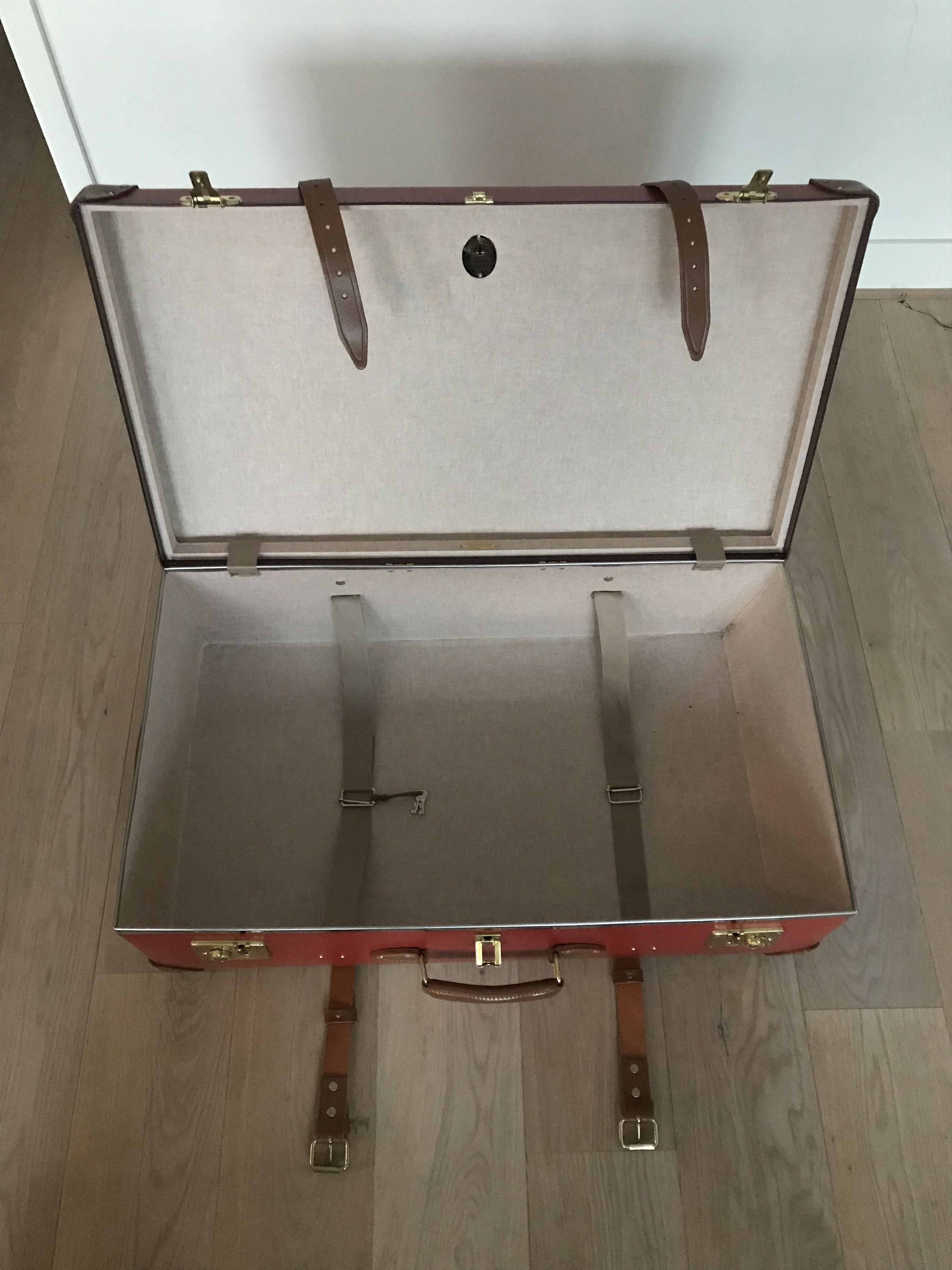 Globe-Trotter Brand new - Centenary 30'' Extra Deep Suitcase - Red Tan Size ONE SIZE - 6 Thumbnail